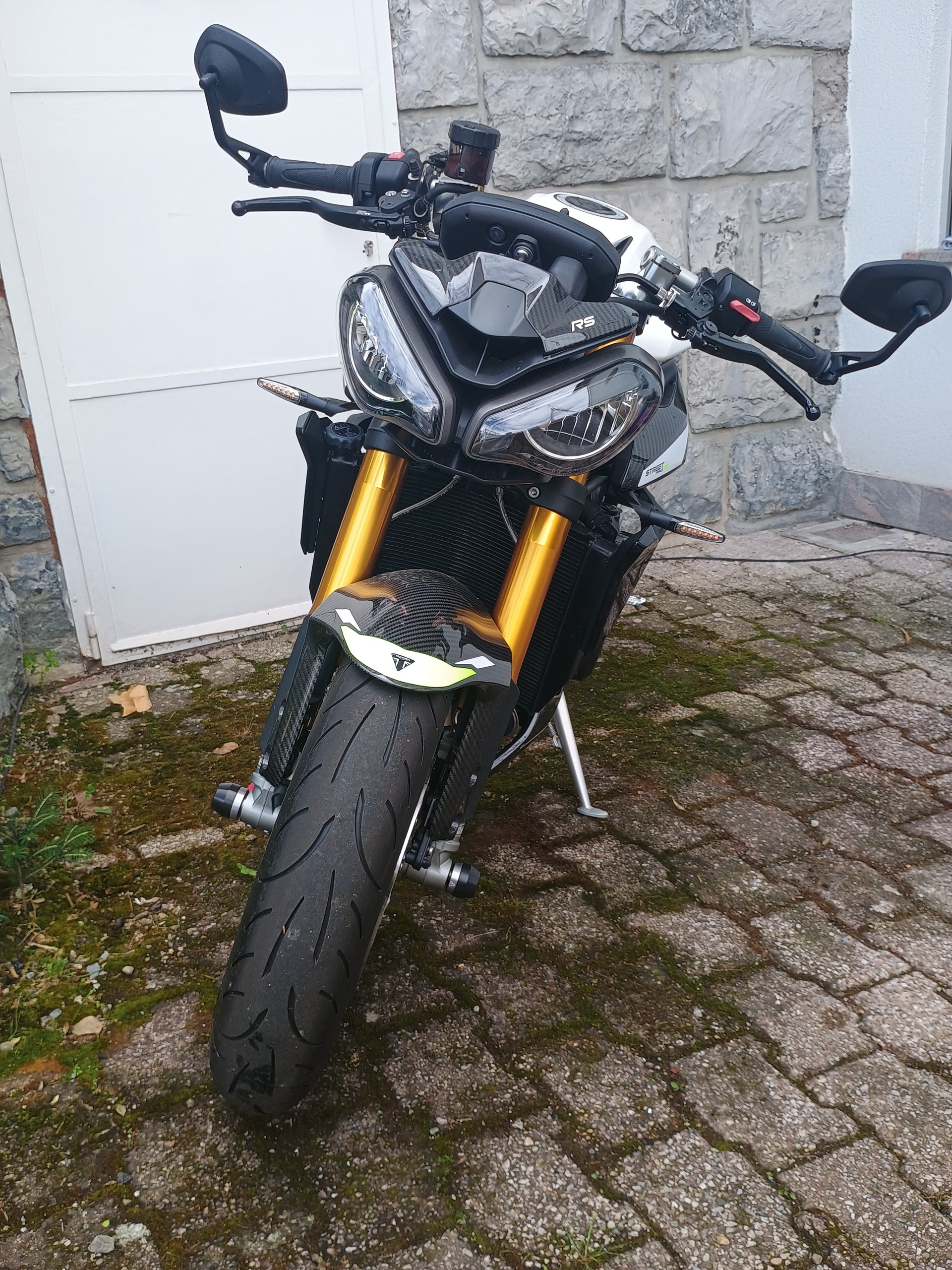 TRIUMPH Street Triple Moto2 edition (#010)-image-8