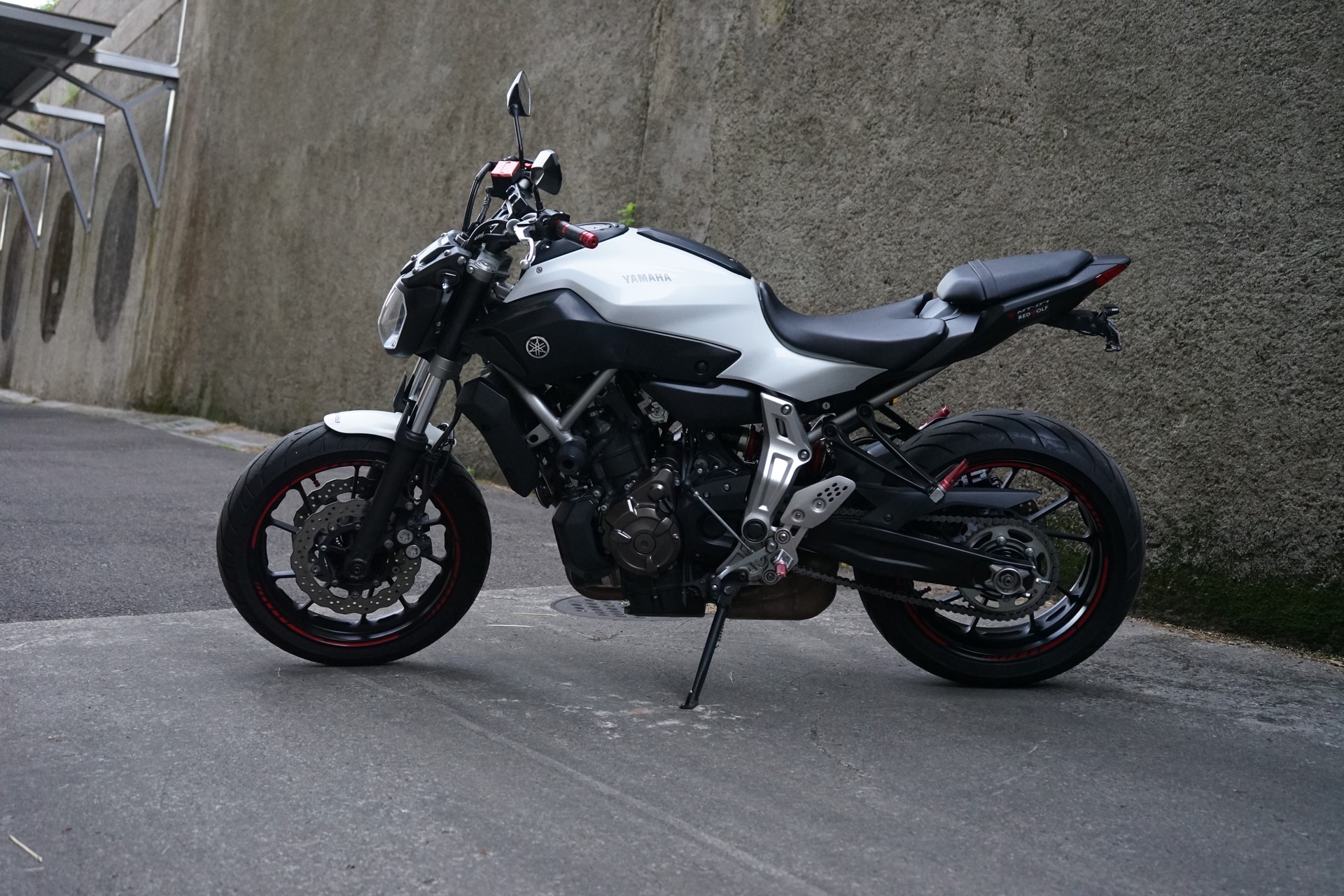 YAMAHA MT-07 ABS (25kW)-image-1