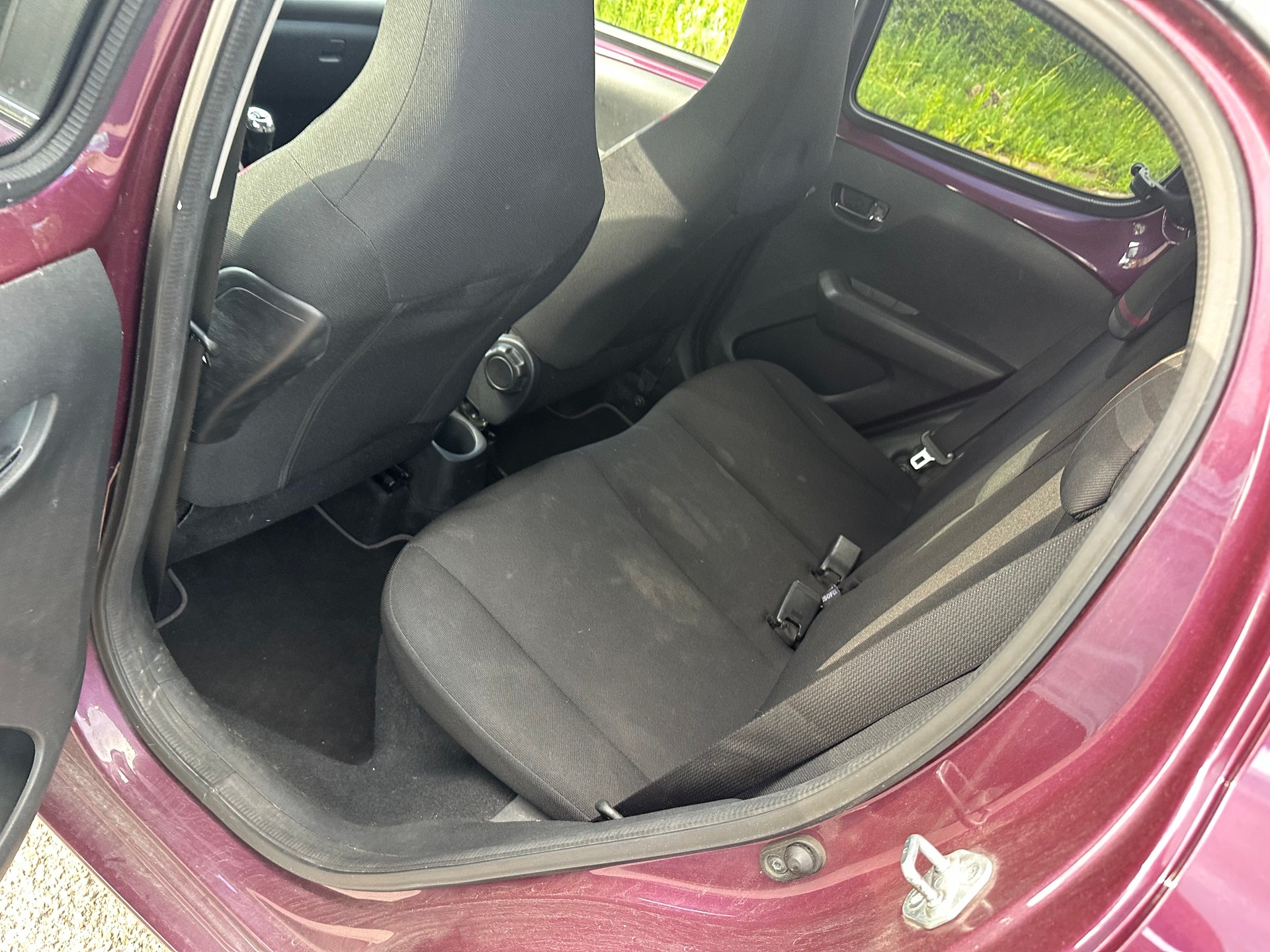 PEUGEOT 108 1.2 VTi Allure-image-9