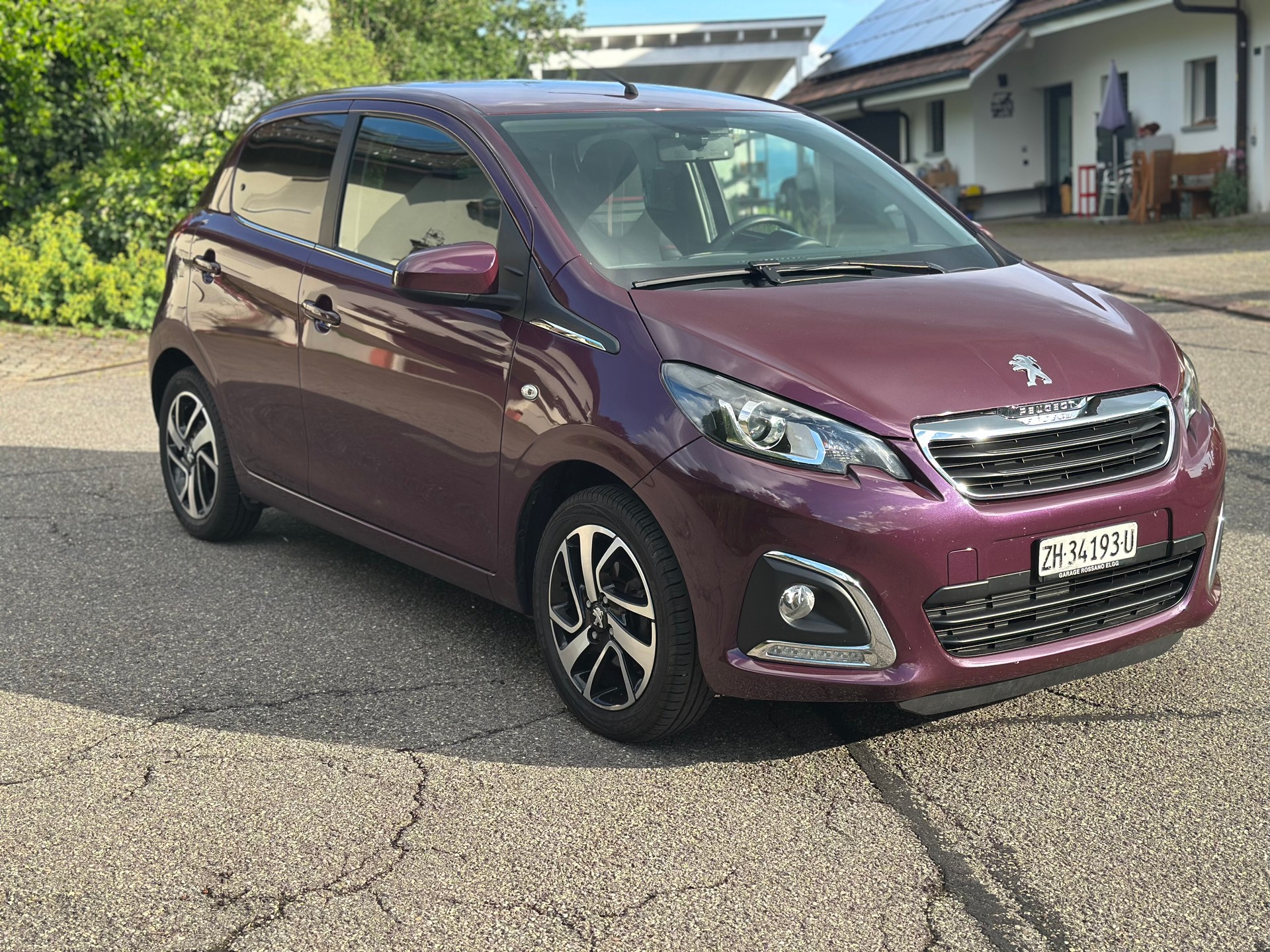 PEUGEOT 108 1.2 VTi Allure-showroom-element-3