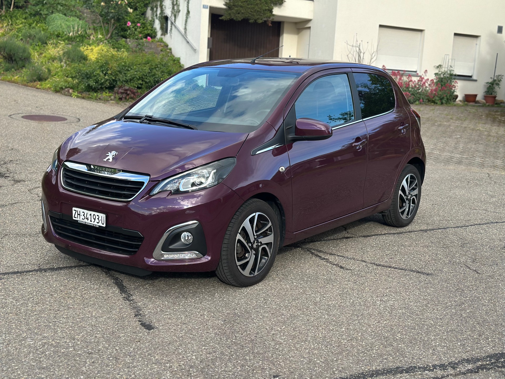 PEUGEOT 108 1.2 VTi Allure