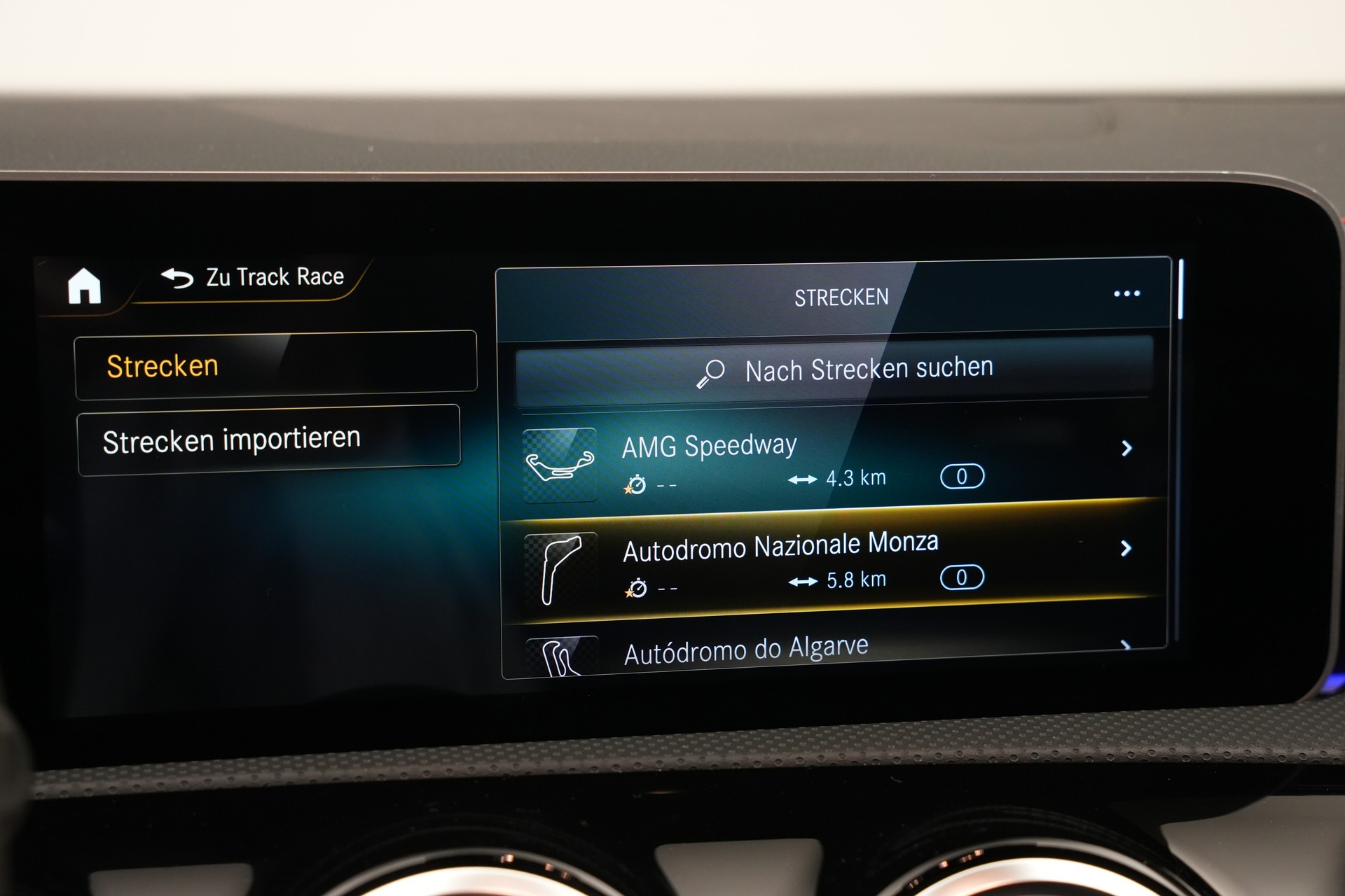 MERCEDES-BENZ CLA 45 S AMG 4Matic+ 8G-DCT *CH-Fahrzeug* *Aero Paket* *Schalensitze*-image-20