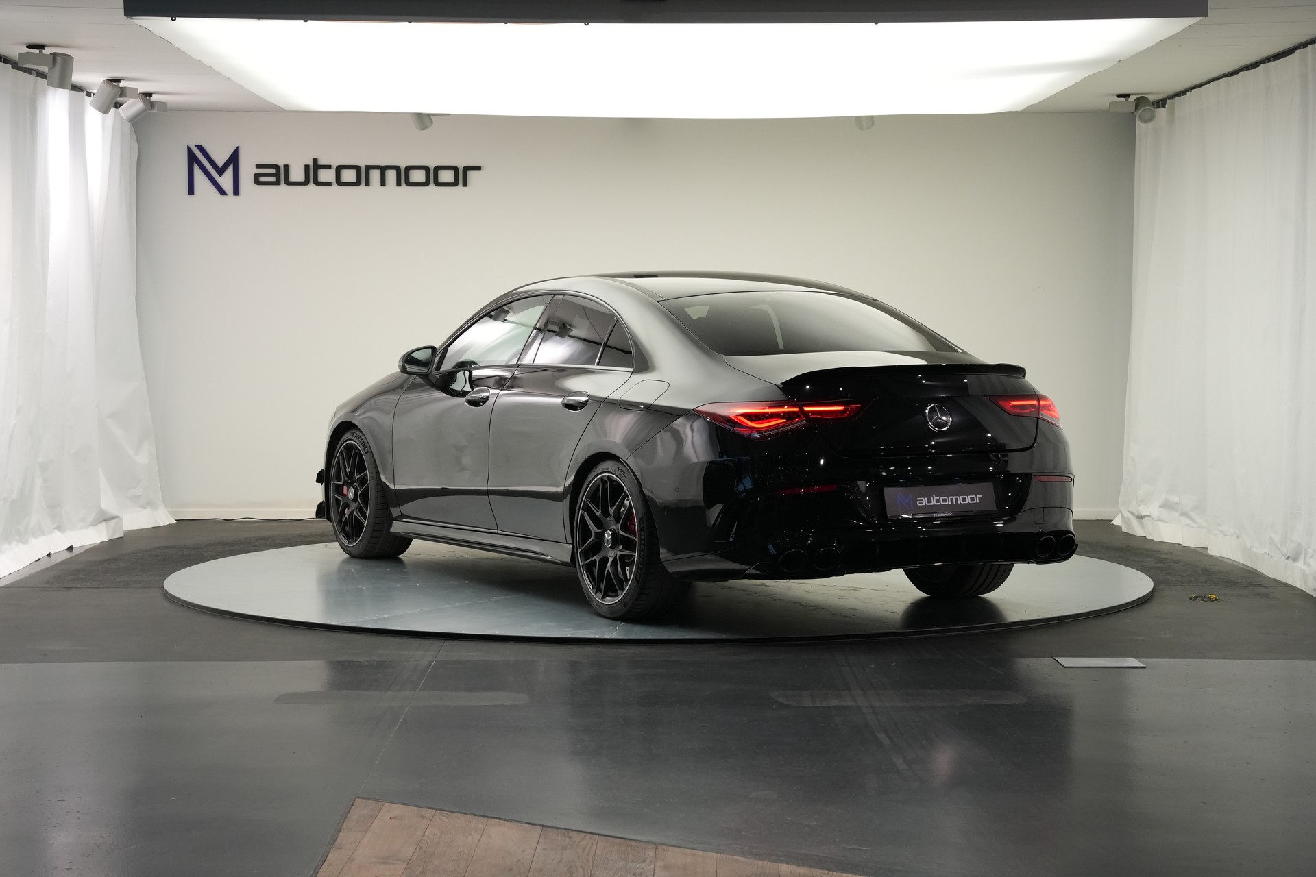 MERCEDES-BENZ CLA 45 S AMG 4Matic+ 8G-DCT *CH-Fahrzeug* *Aero Paket* *Schalensitze*-image-6