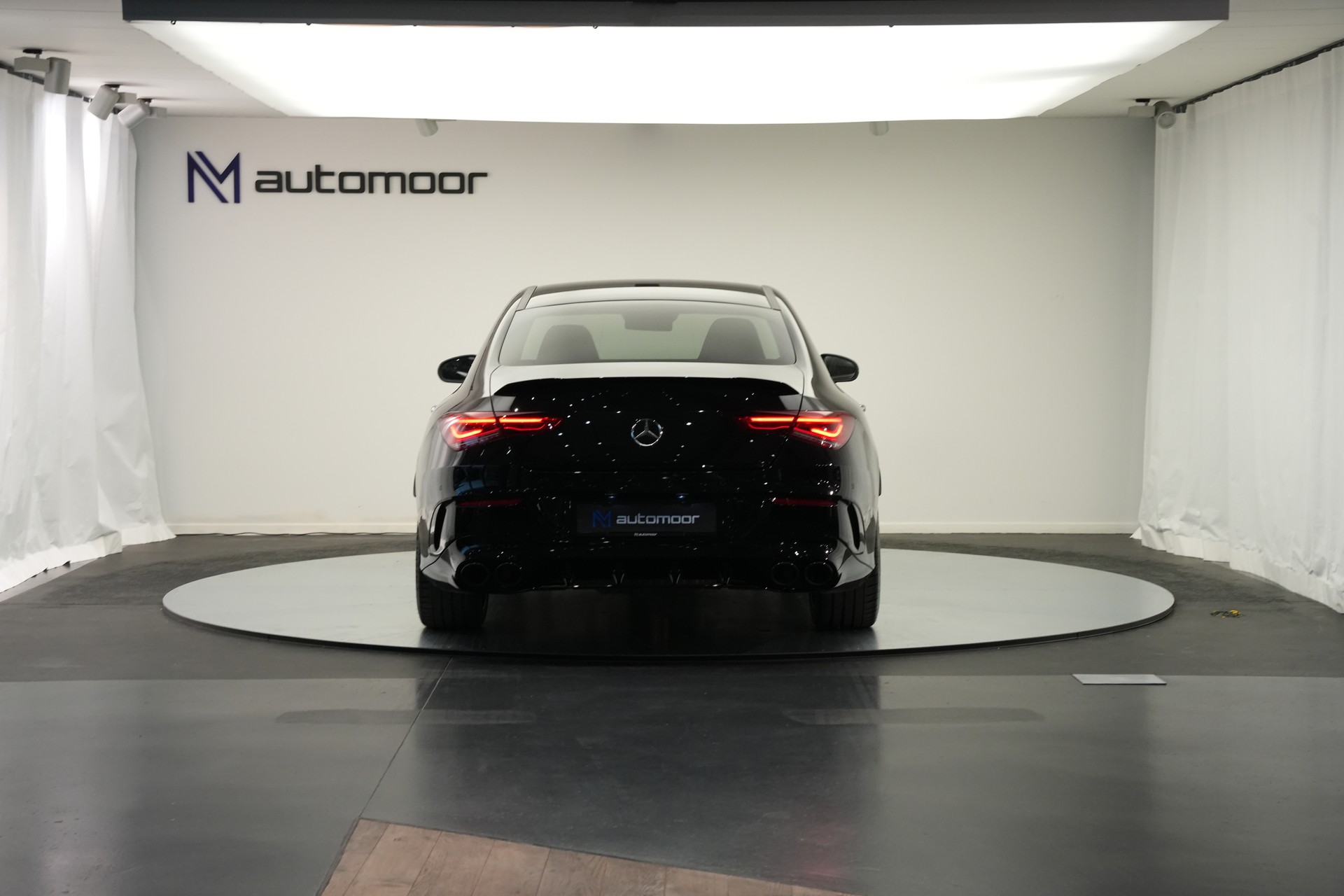 MERCEDES-BENZ CLA 45 S AMG 4Matic+ 8G-DCT *CH-Fahrzeug* *Aero Paket* *Schalensitze*-image-5
