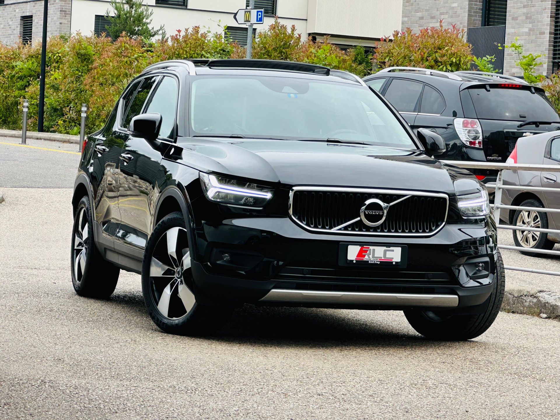 VOLVO XC40 T3 Momentum Geartronic-showroom-element-2