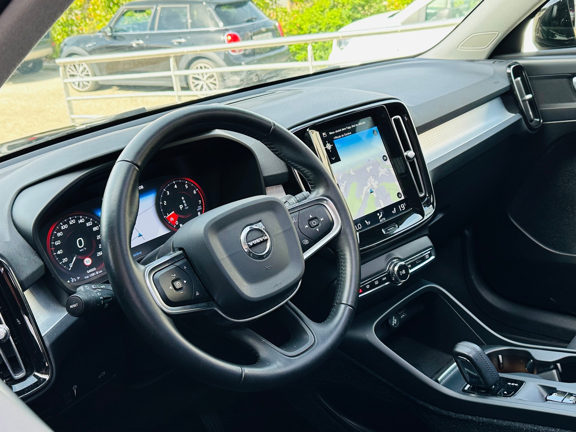 VOLVO XC40 T3 Momentum Geartronic-image-20