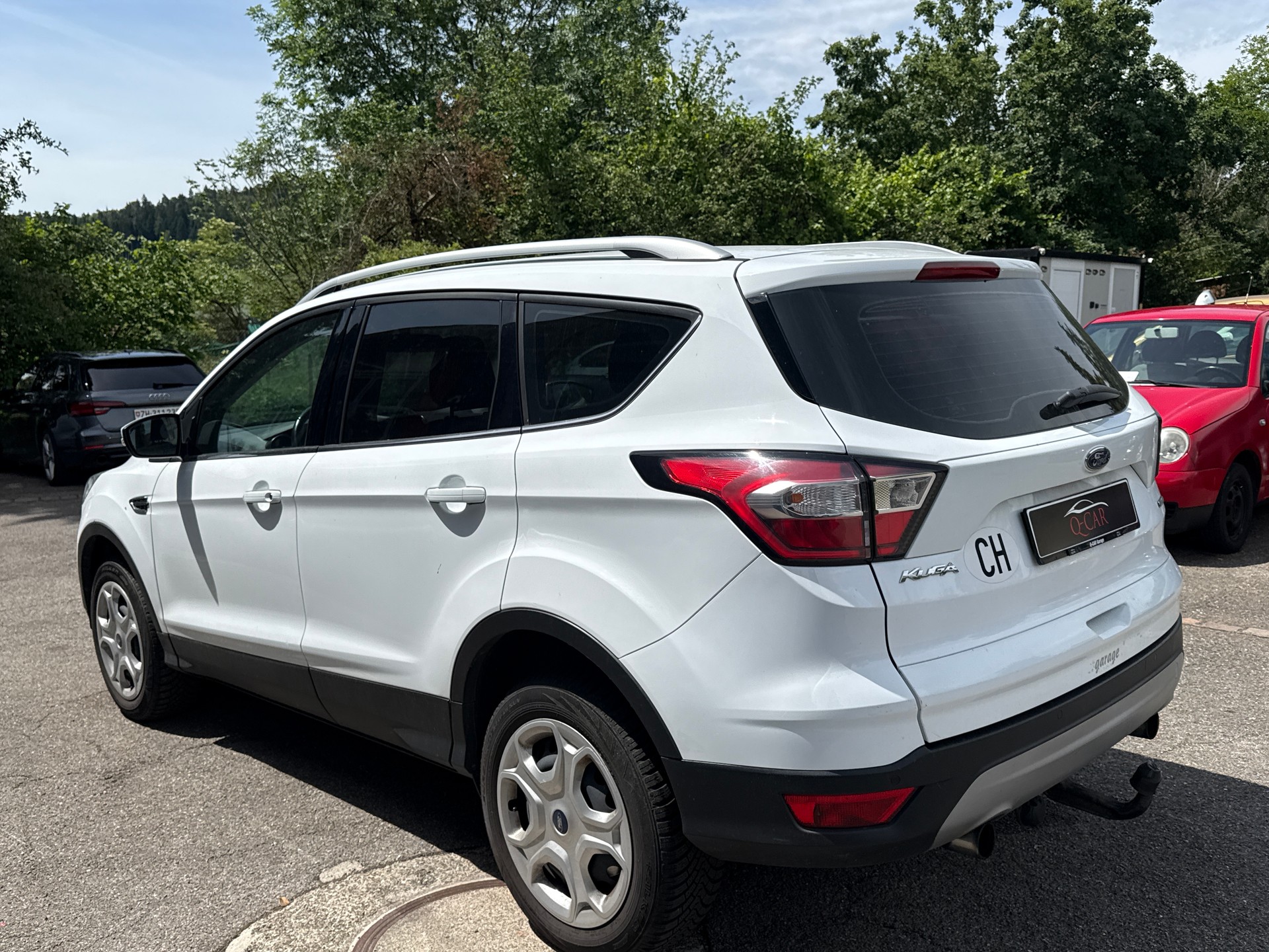 FORD Kuga 1.5 SCTi Business 4WD Automatic-image-5