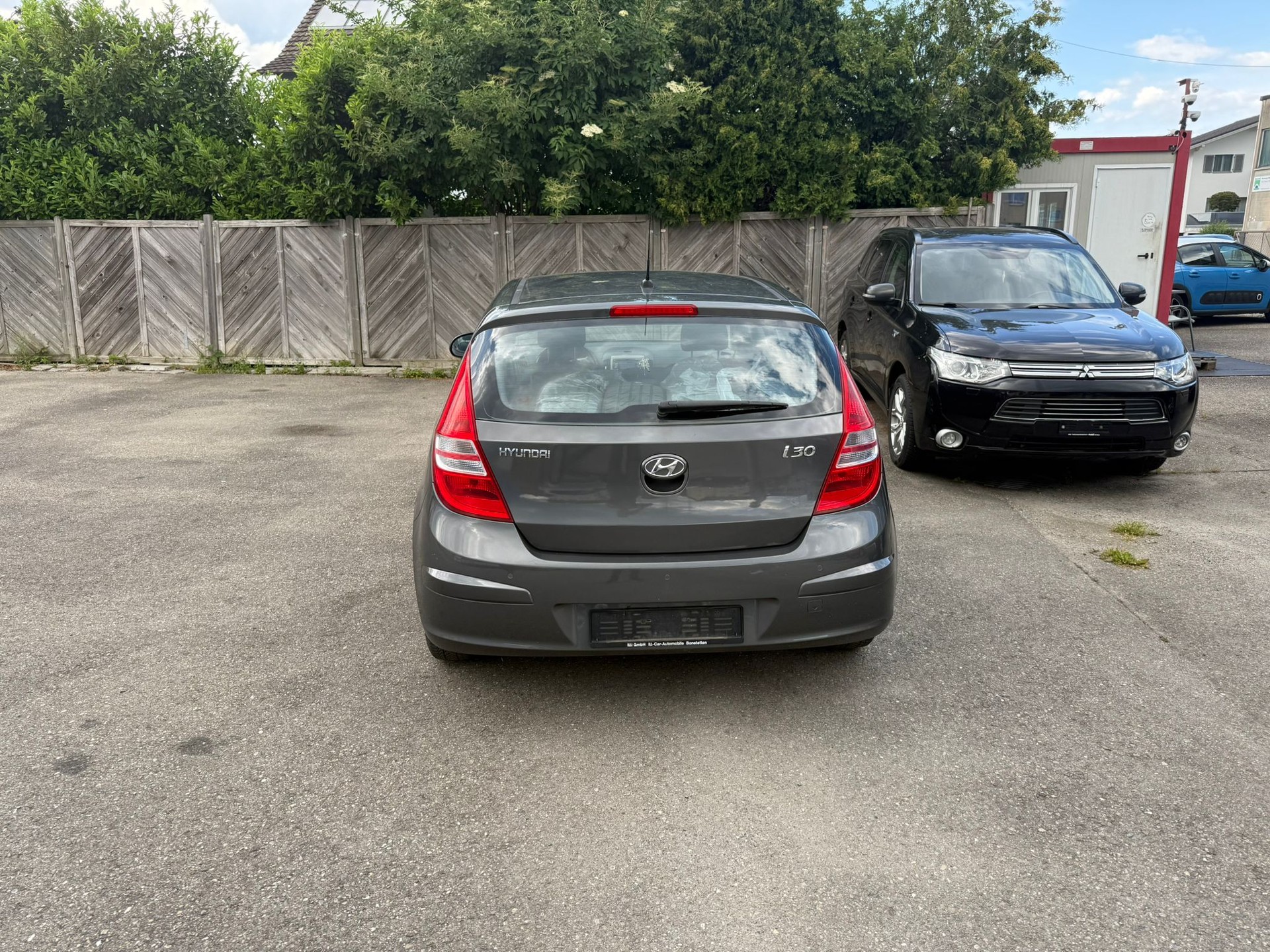 HYUNDAI i30 2.0 Premium Automatic-image-5