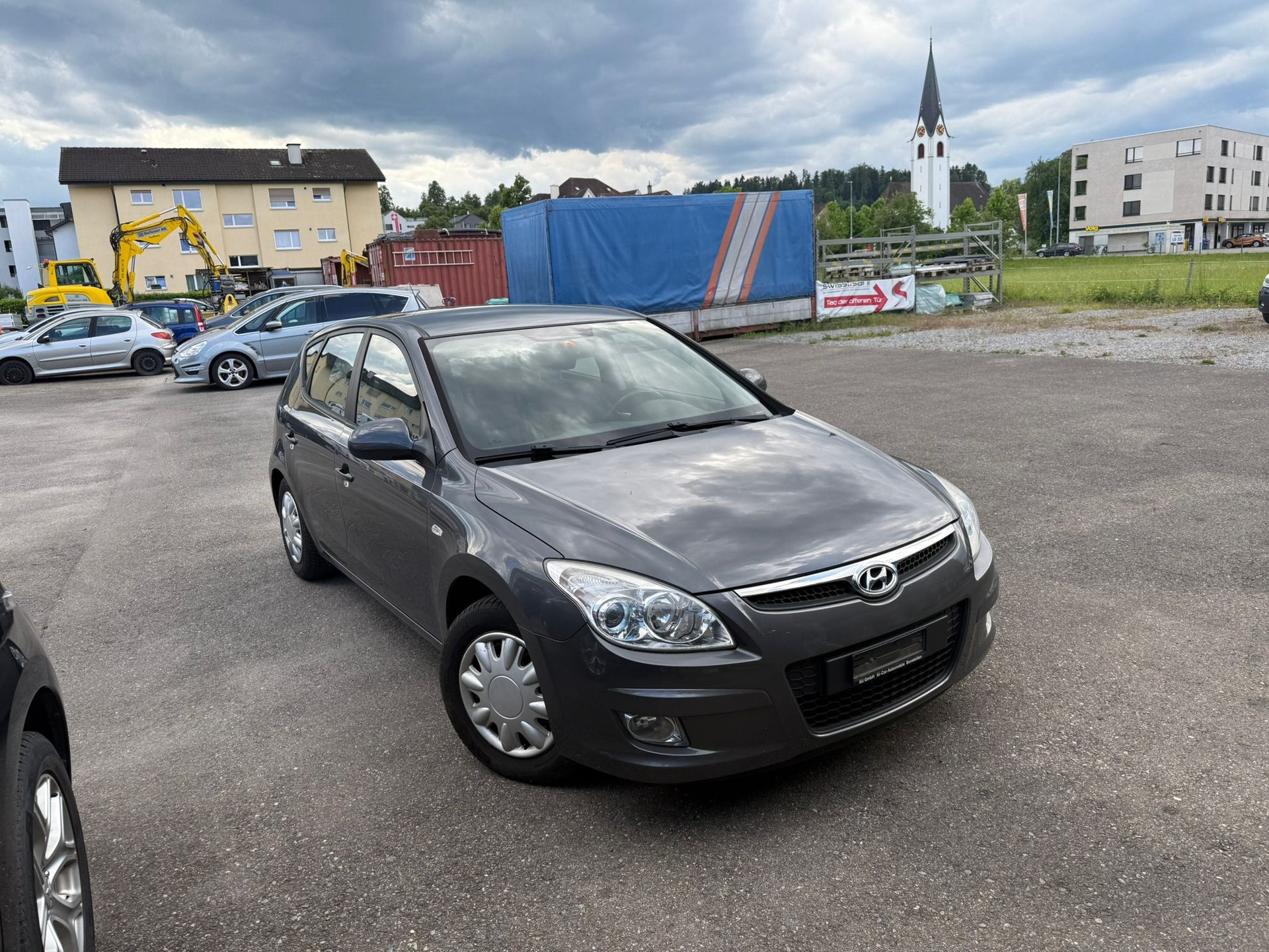 HYUNDAI i30 2.0 Premium Automatic-image-2