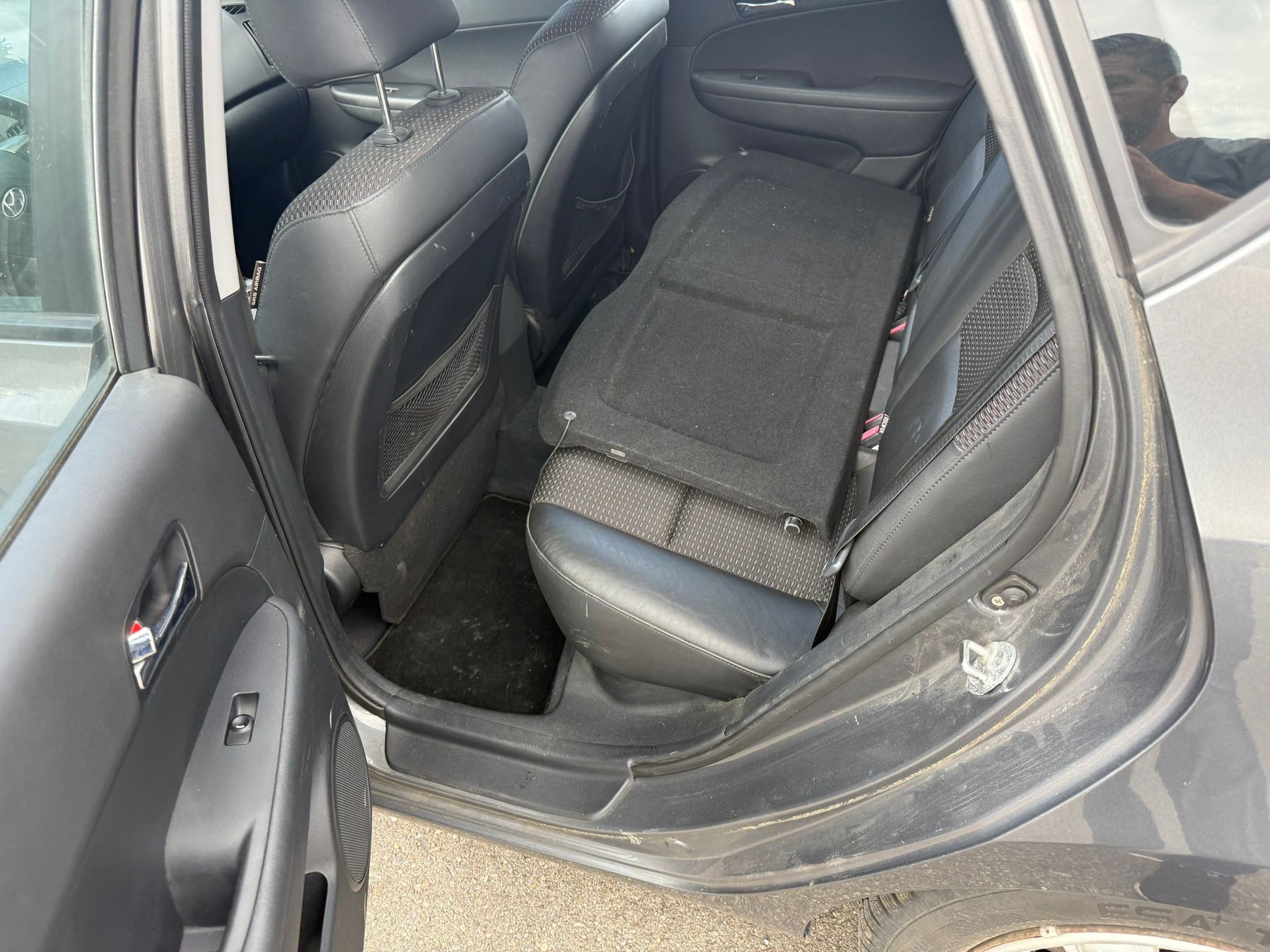 HYUNDAI i30 2.0 Premium Automatic-image-10