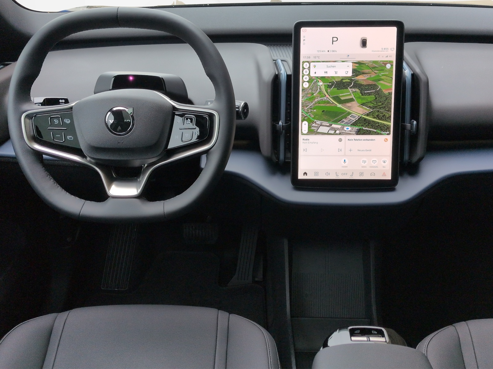 VOLVO EX 30 E60 Twin Ultra Performance AWD-image-10