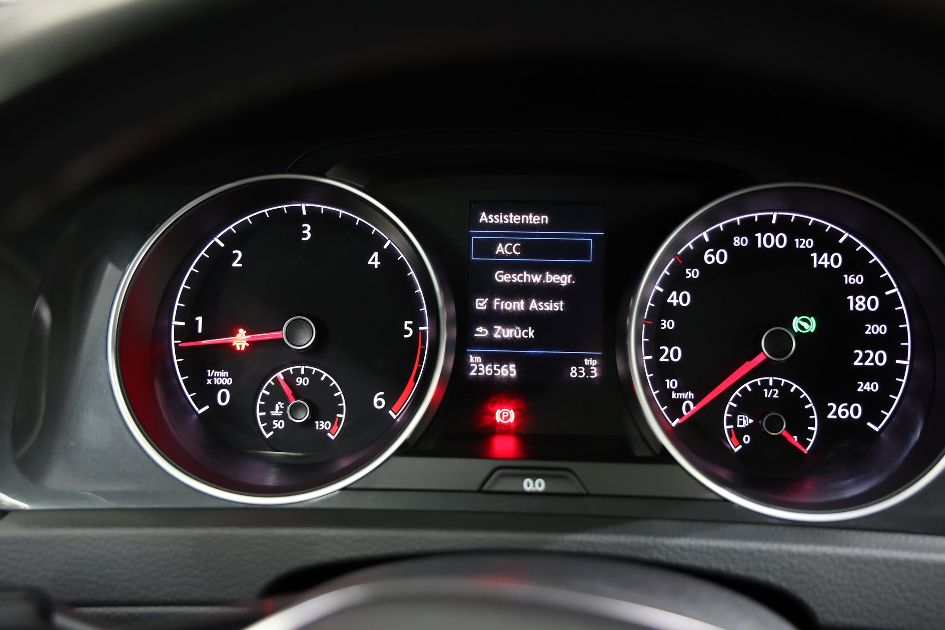 VW Golf 7 VII Variant 2.0 TDI Comfortline DSG-image-10