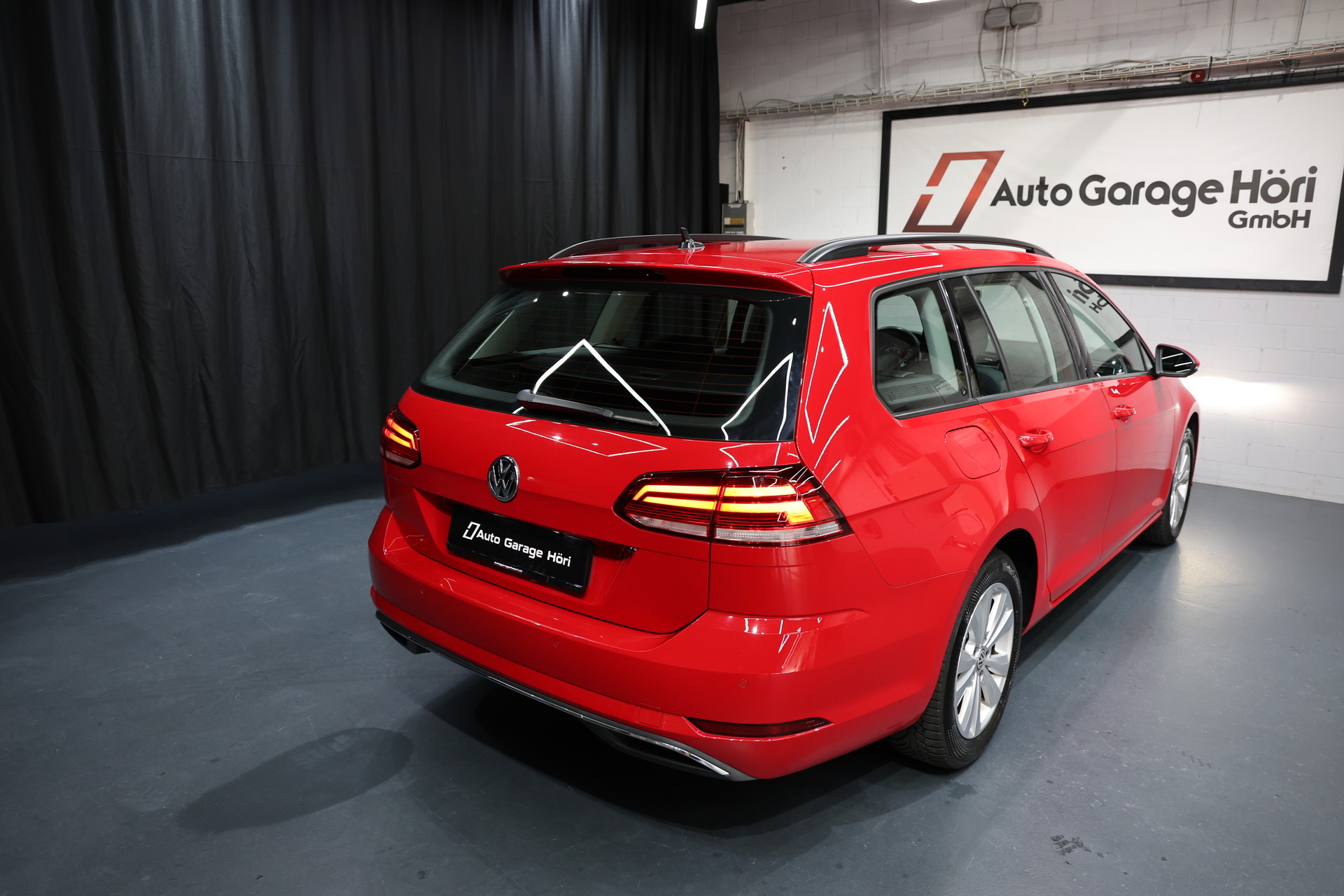 VW Golf 7 VII Variant 2.0 TDI Comfortline DSG-image-11