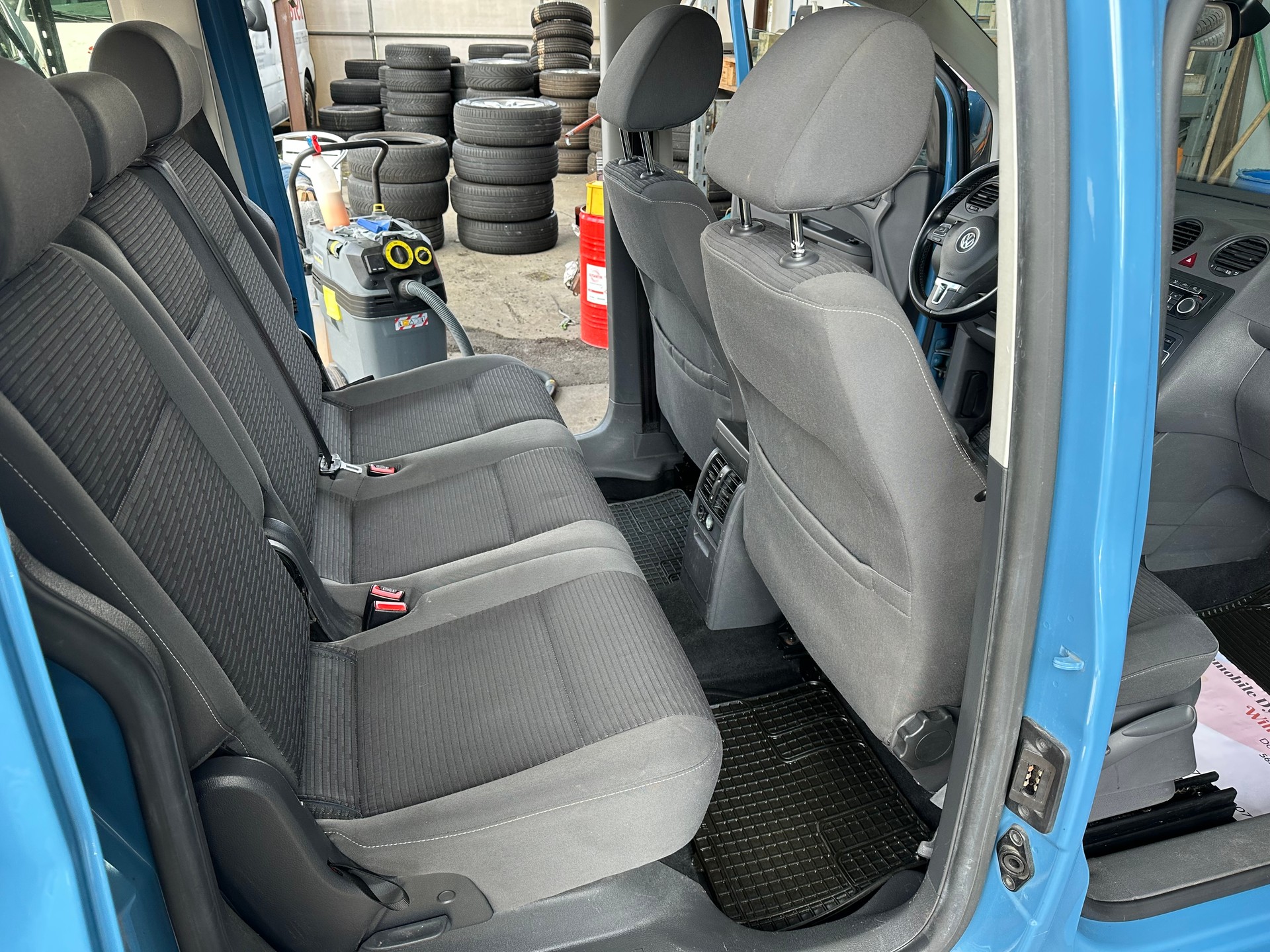 VW Caddy 1.6 TDI CR Comfortline DSG-image-8