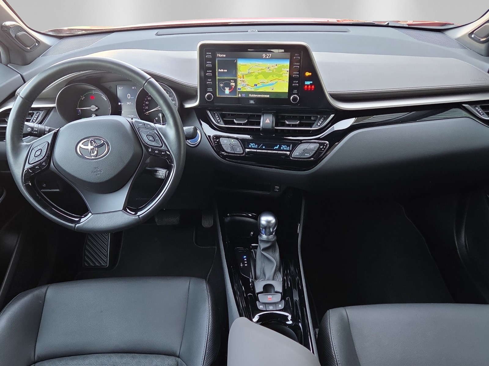 TOYOTA C-HR 2.0 HSD CVT Launch Edition-image-11