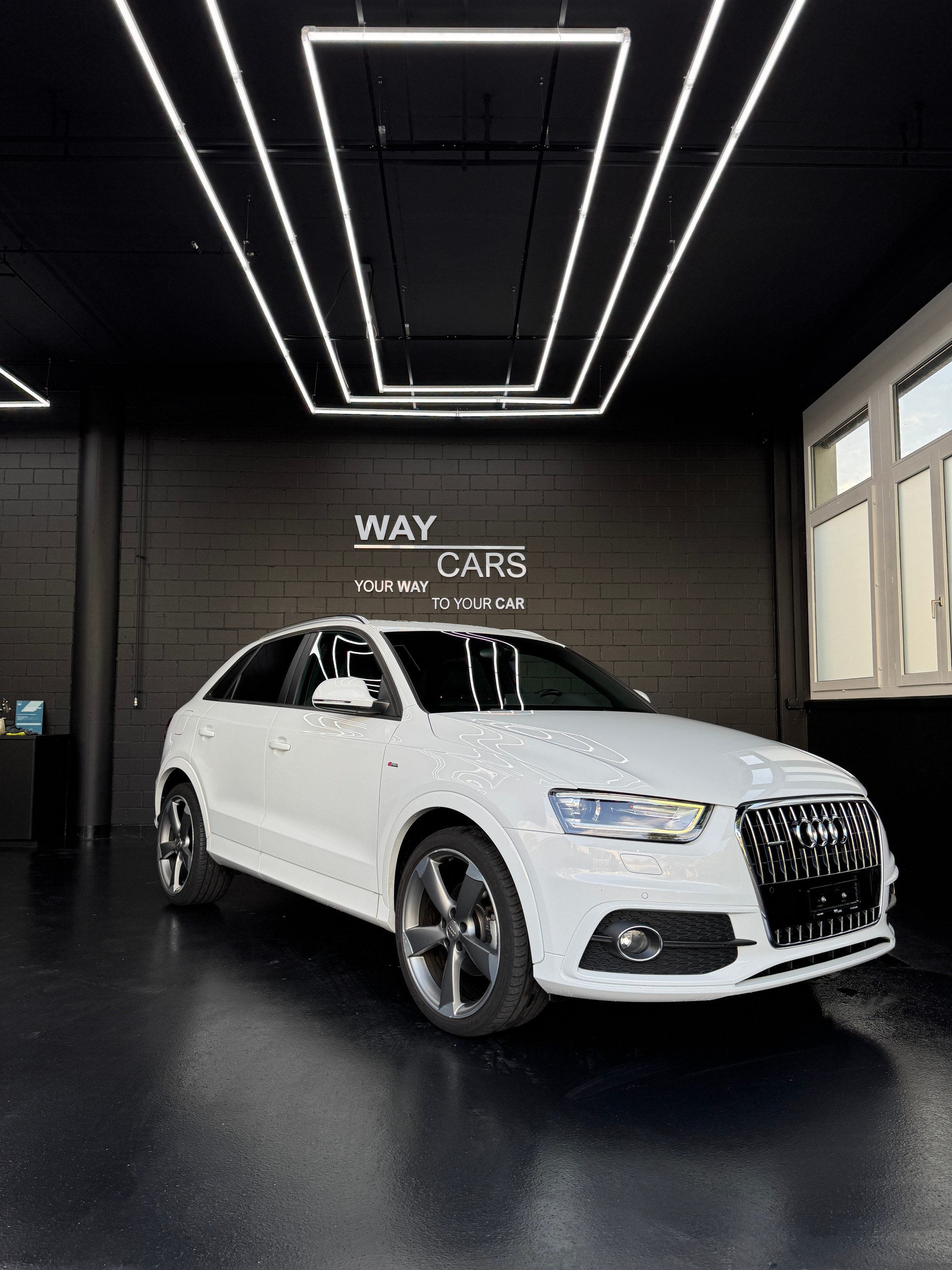 AUDI Q3 2.0 TDI quattro S-tronic