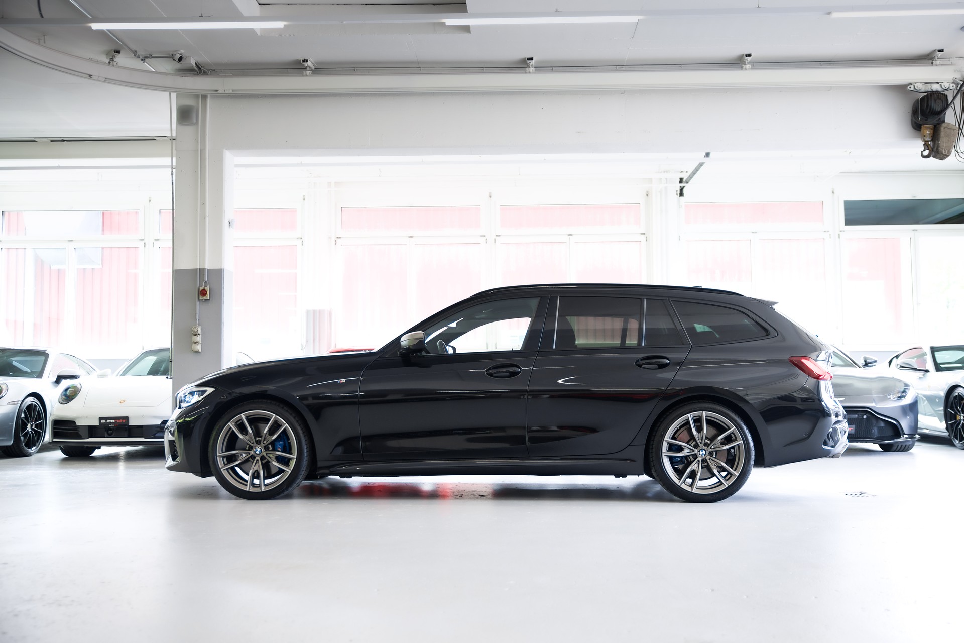 BMW M340d xDrive 48V Touring Steptronic Sport *CH-Fahrzeug*Gratisservice-image-4