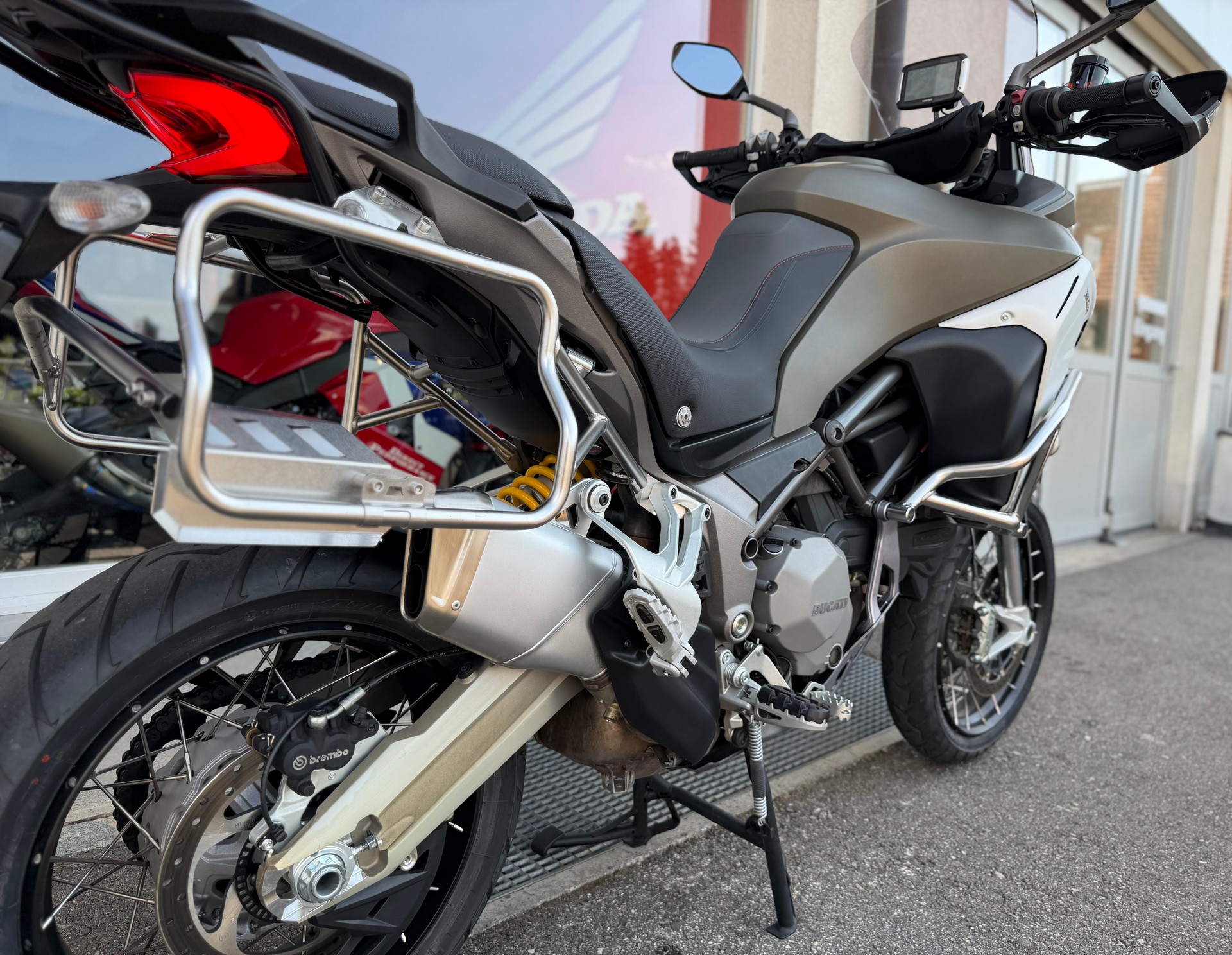 DUCATI Multistrada 1200 Enduro Touring Pack-image-7