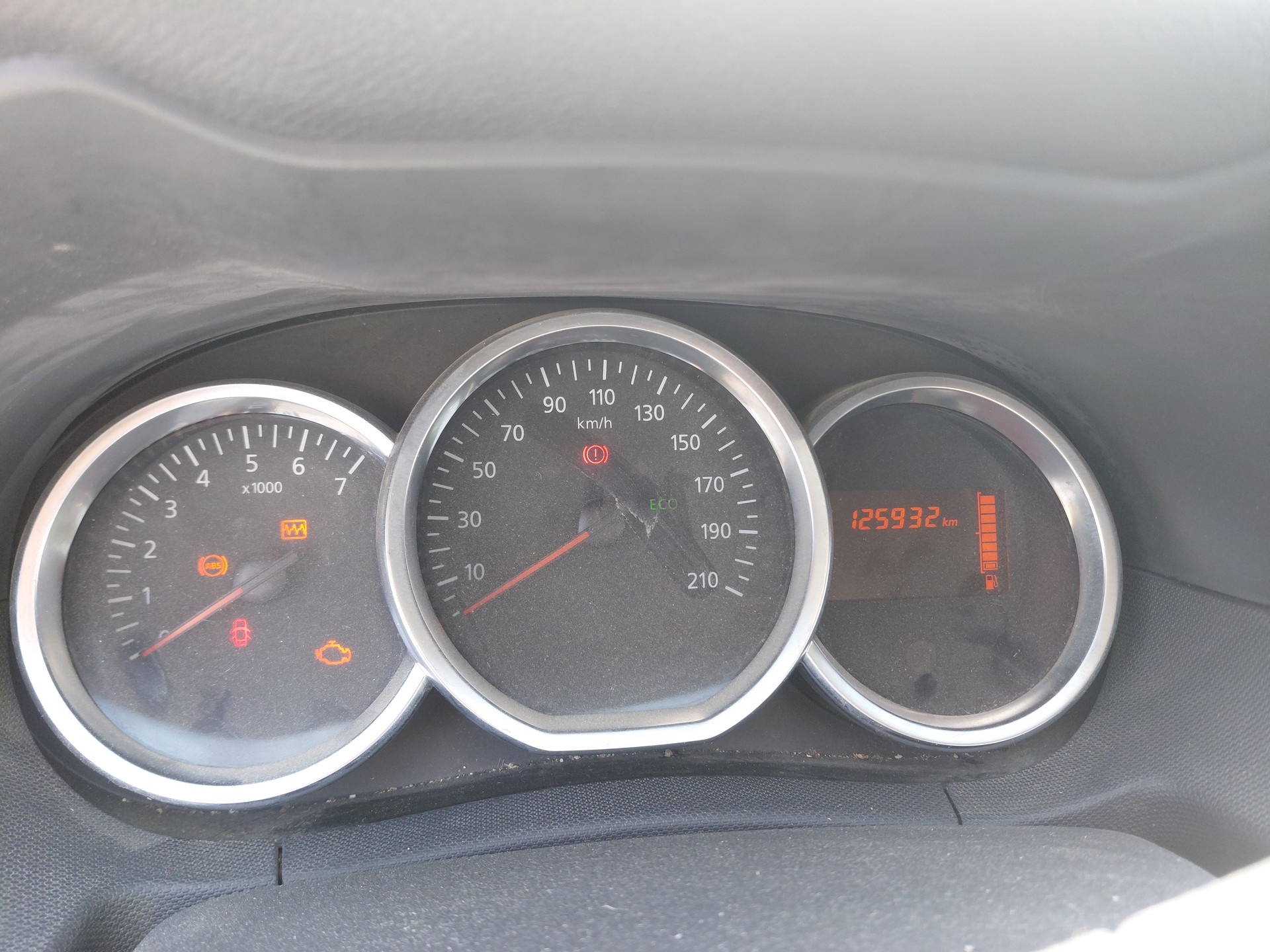 DACIA Duster 1.2 T Unlimited 4x4-image-11