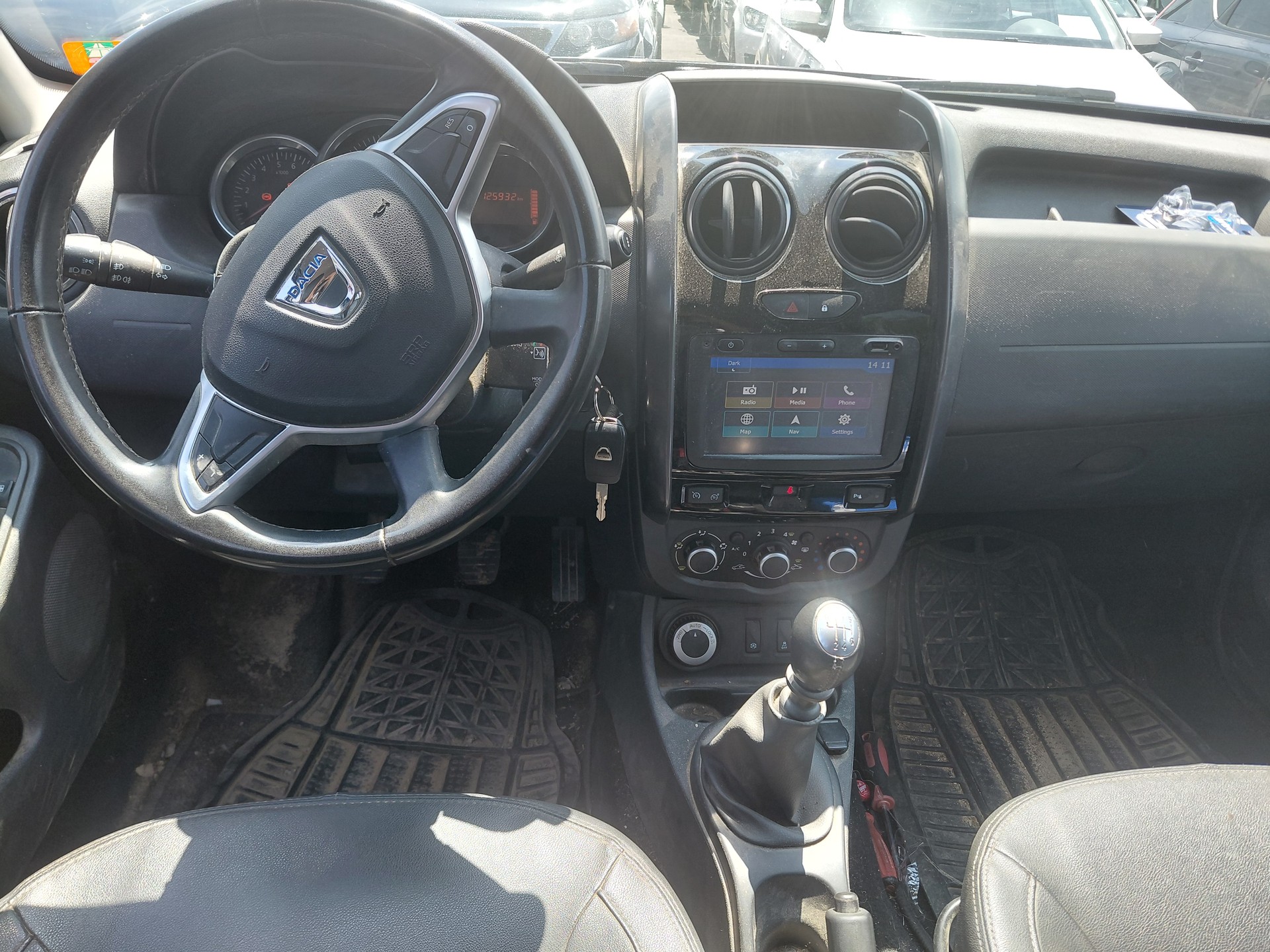 DACIA Duster 1.2 T Unlimited 4x4-image-9