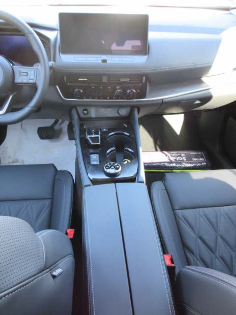 NISSAN X-Trail 1.5 VC-T Tekna+ e-4orce-image-8