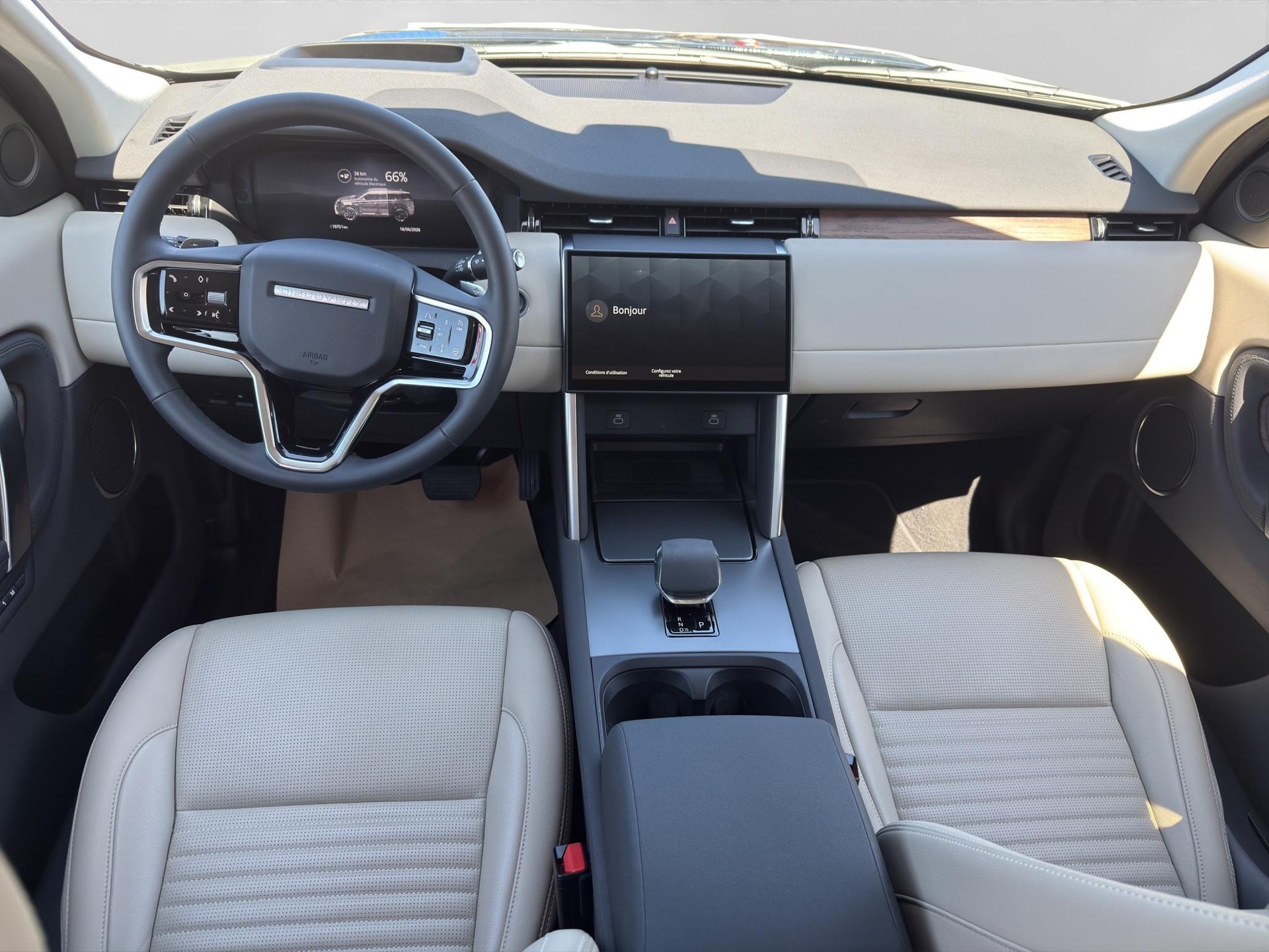 LAND ROVER Discovery Sport 1.5 T 270e S-showroom-element-2