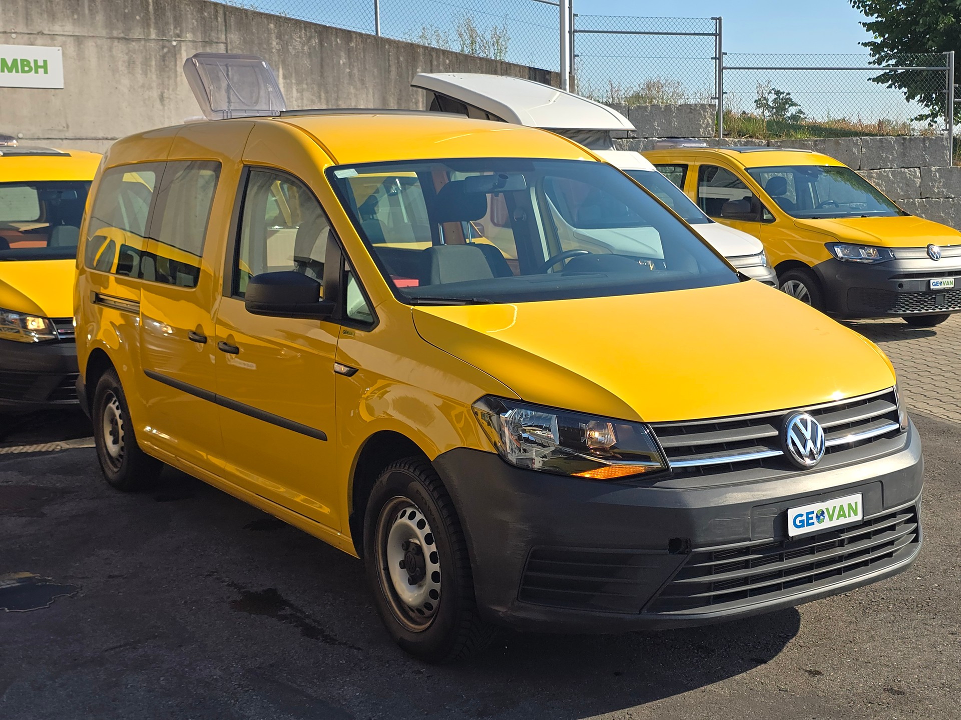 VW GEOVAN L - 102PS Bezin - Klima - PDC hinten - DAB+ - 2 x Schiebetür - grosses Fensterpaket