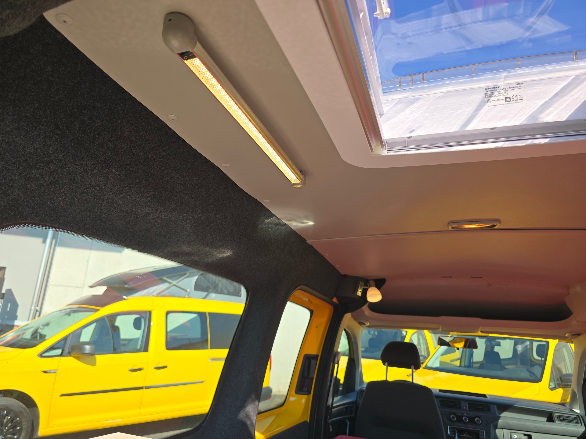 VW GEOVAN L - 102PS Bezin - Klima - PDC hinten - DAB+ - 2 x Schiebetür - grosses Fensterpaket-image-10