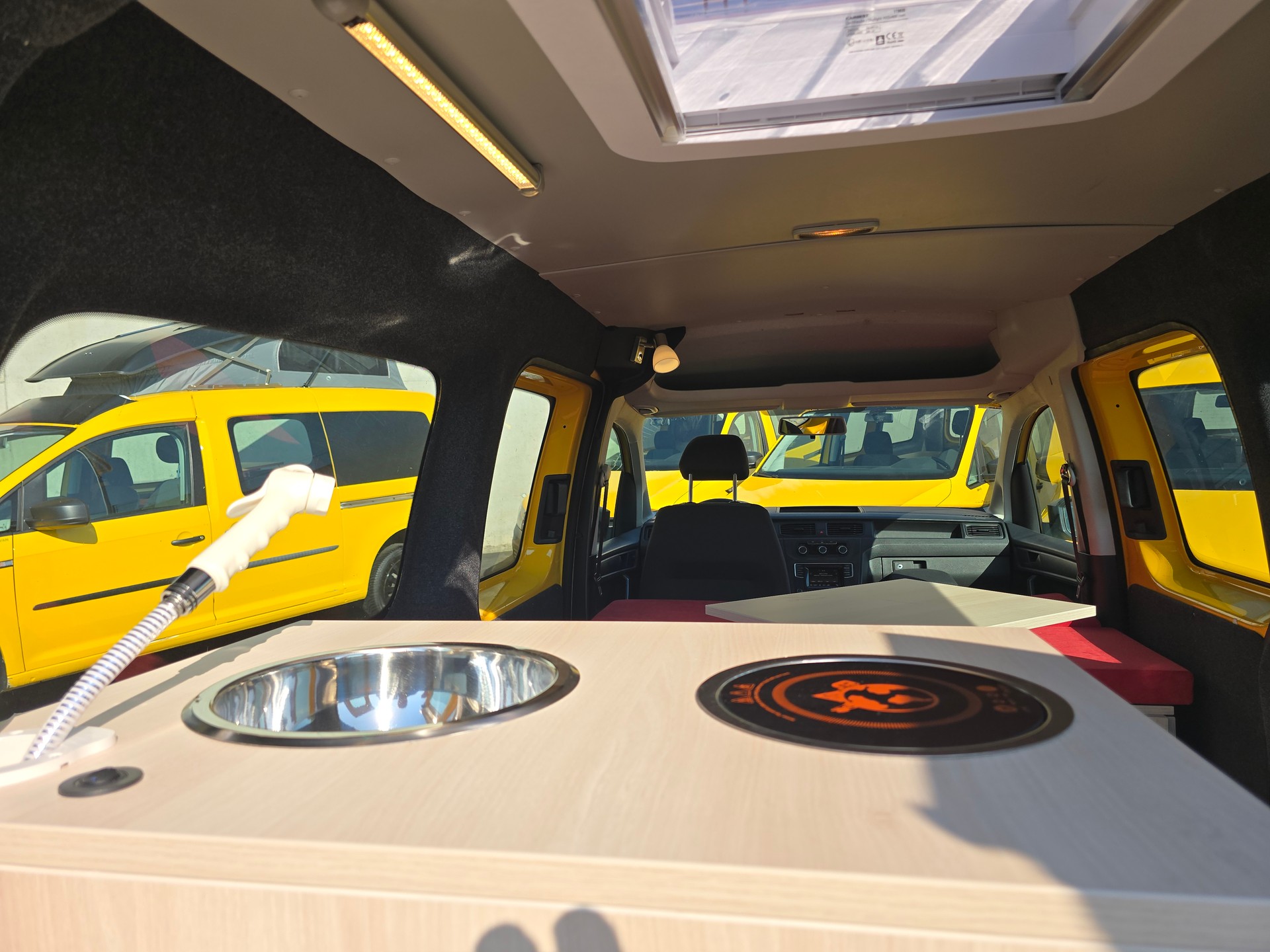 VW GEOVAN L - 102PS Bezin - Klima - PDC hinten - DAB+ - 2 x Schiebetür - grosses Fensterpaket-image-7