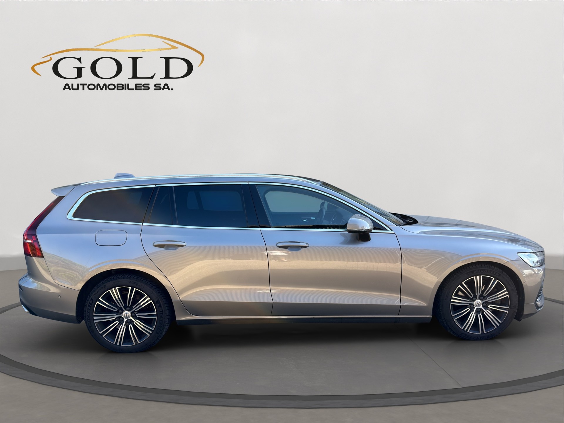 VOLVO V60 T6 eAWD Twin Engine Inscription Geartronic-image-12