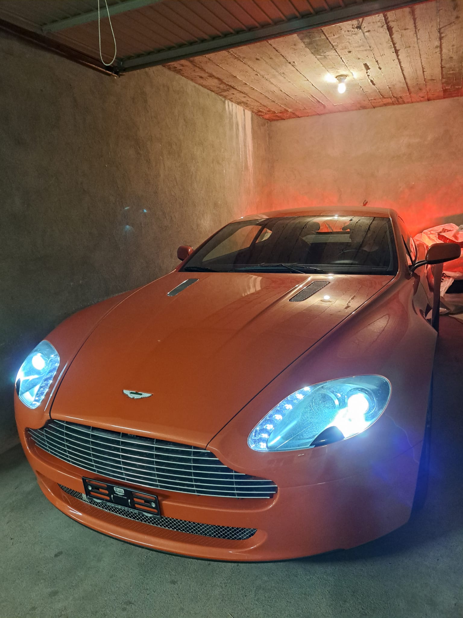 ASTON MARTIN N400