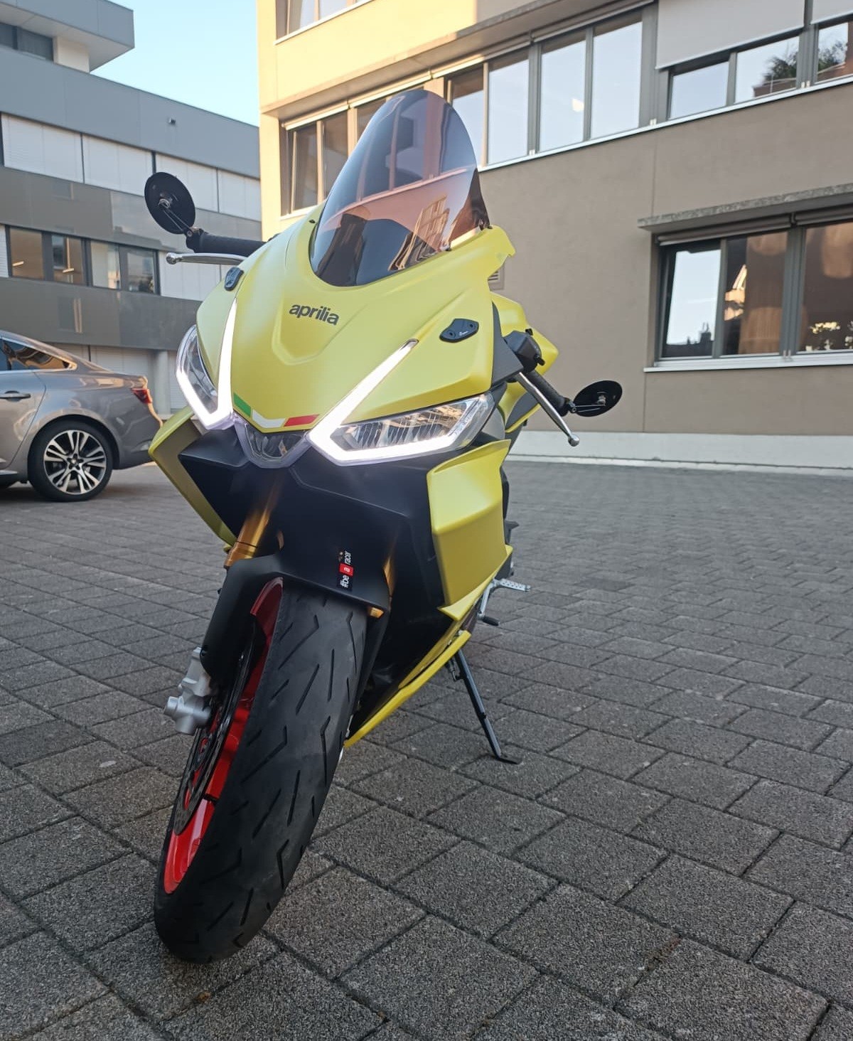 APRILIA RS 660-image-3