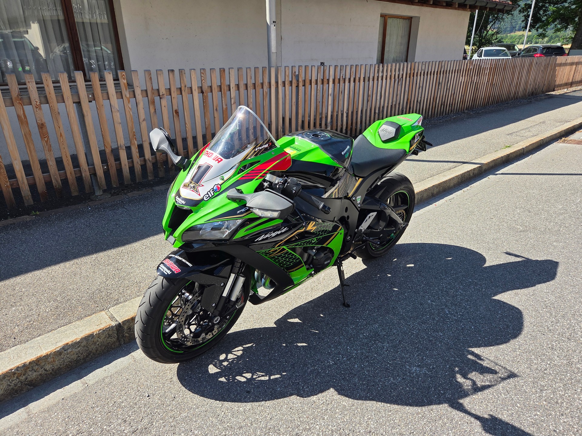 KAWASAKI Ninja ZX-10R KRT Replica ABS-image-4
