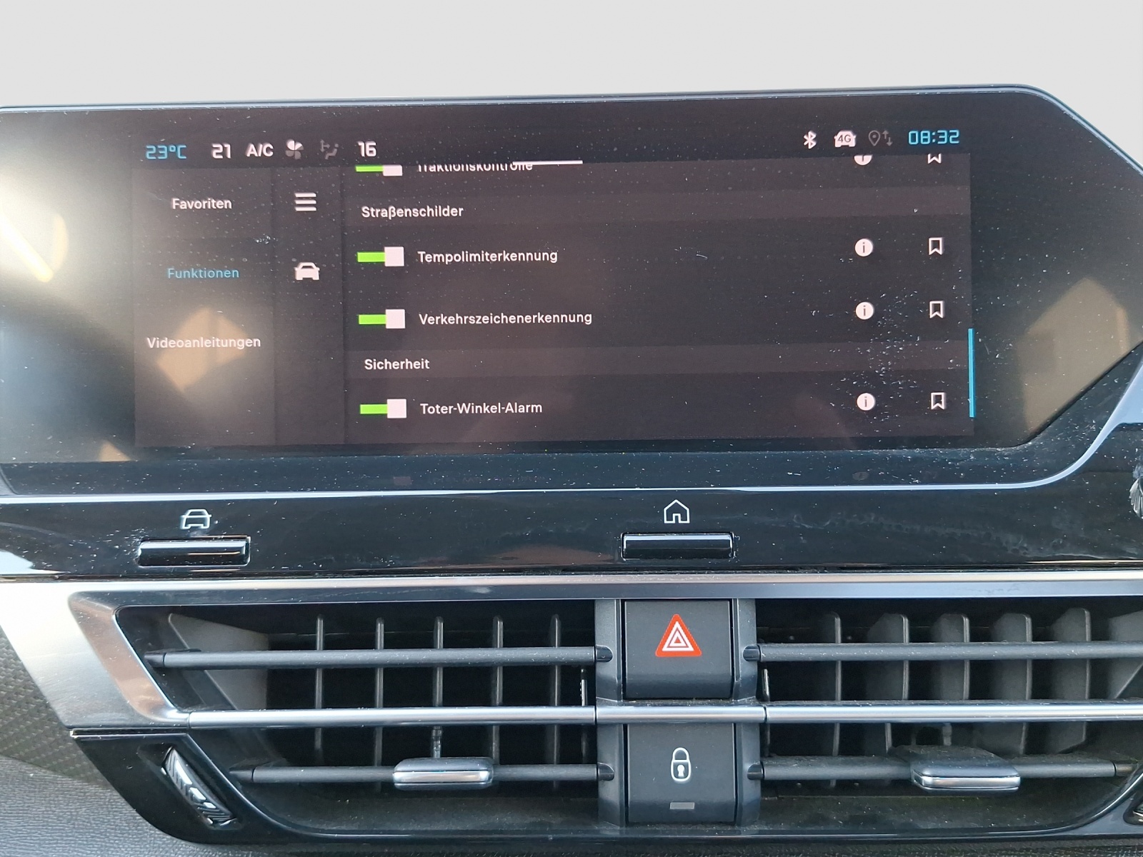 CITROEN C4 1.2 PureTech Max-image-19