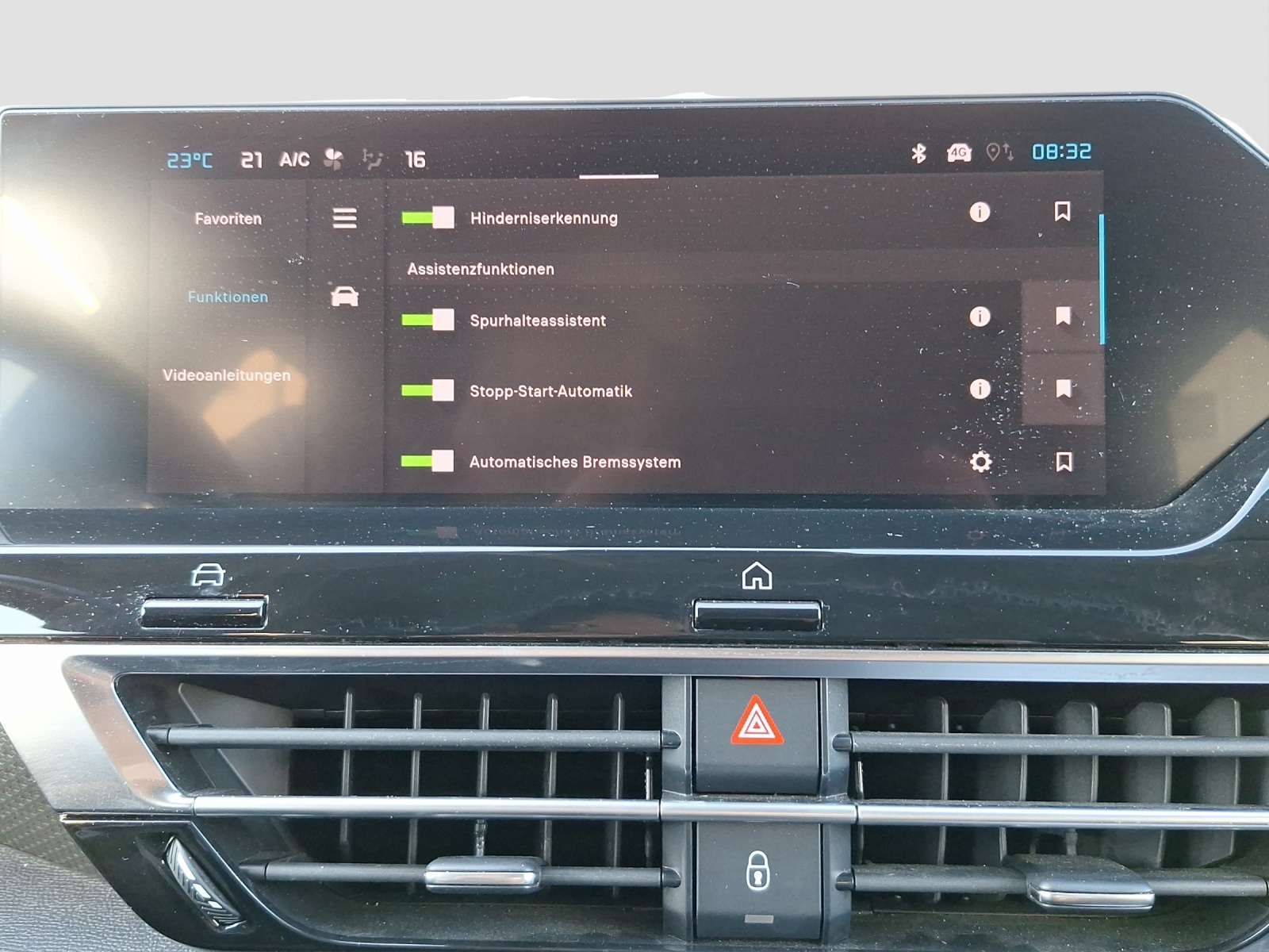 CITROEN C4 1.2 PureTech Max-image-16