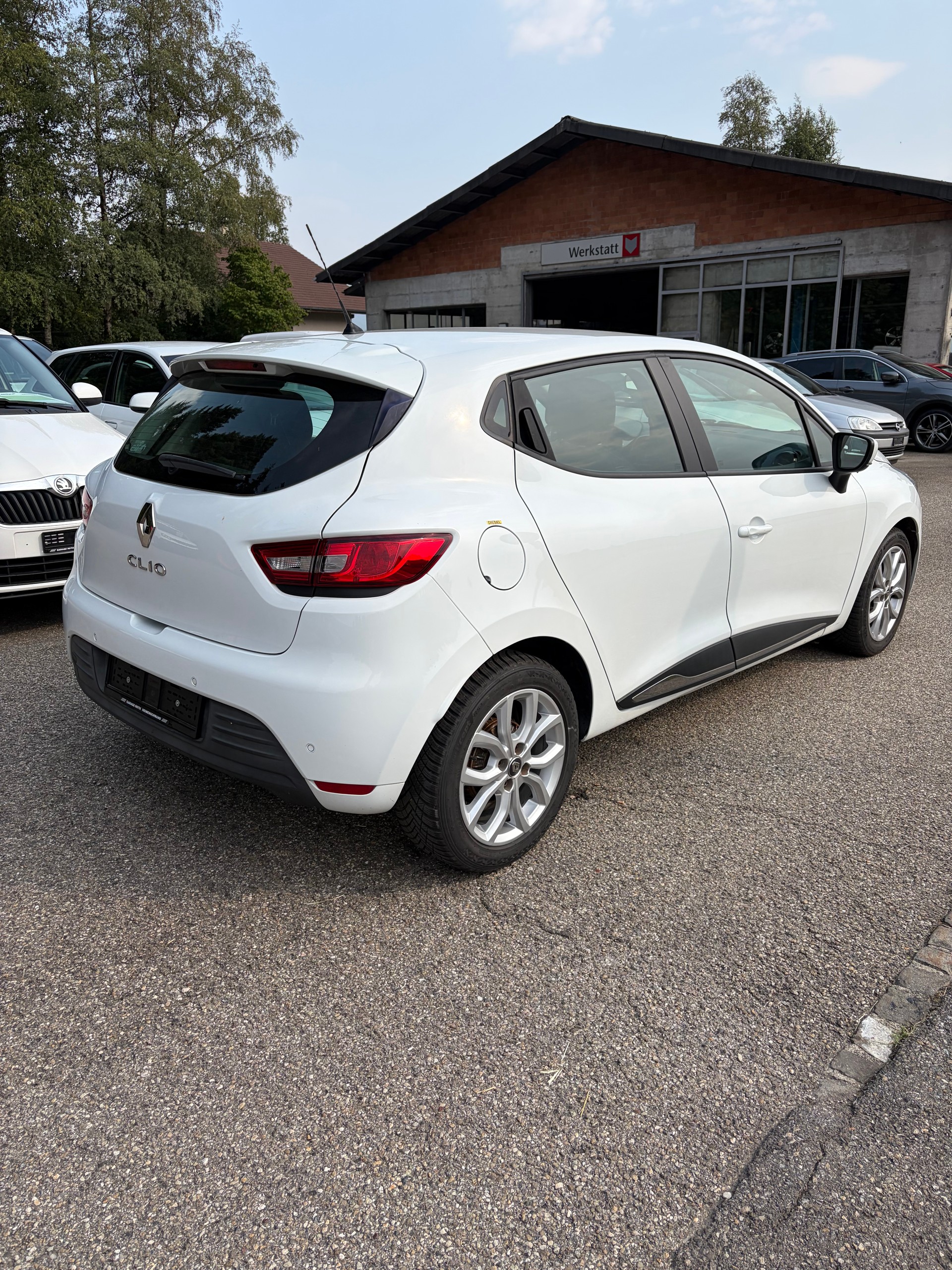 RENAULT Clio 1.5 dCi Intens EDC-image-2