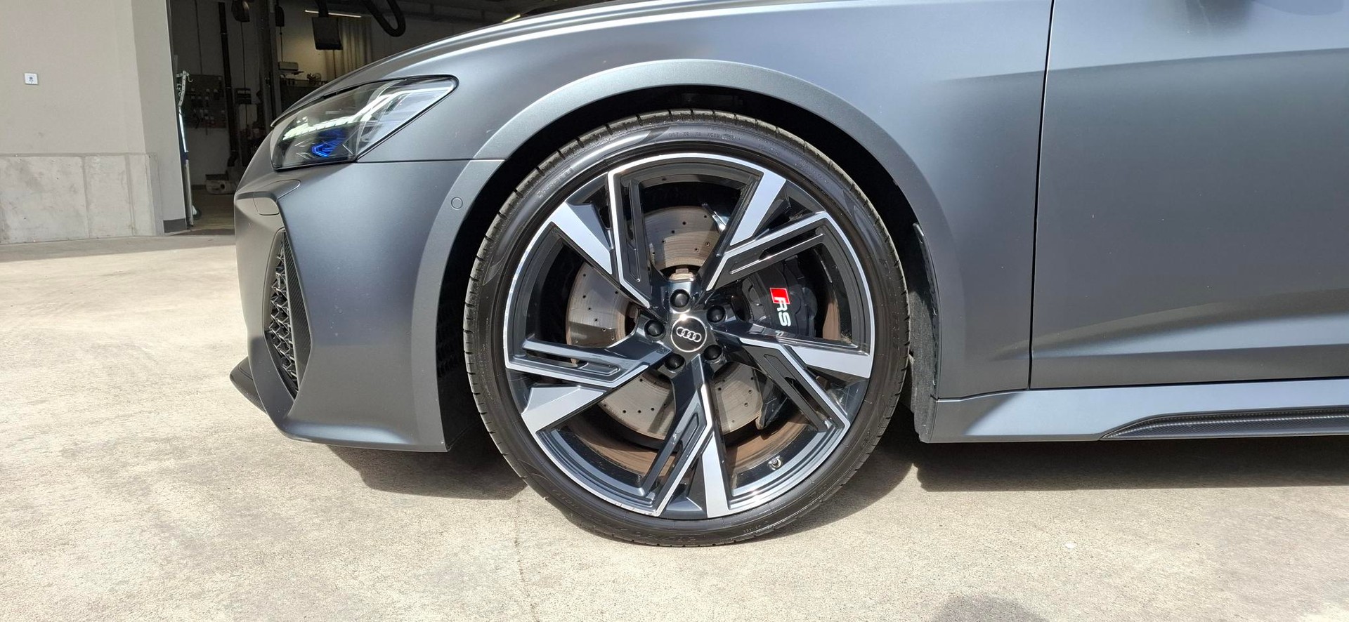 AUDI RS6 Avant 4.0 TFSI V8 quattro-image-7