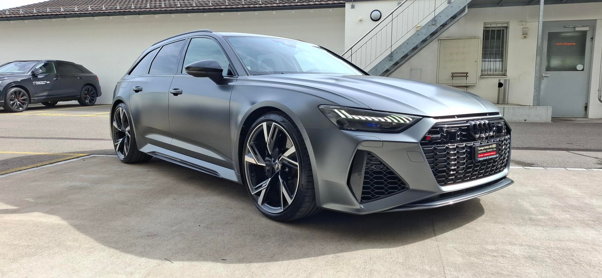 AUDI RS6 Avant 4.0 TFSI V8 quattro-image-5