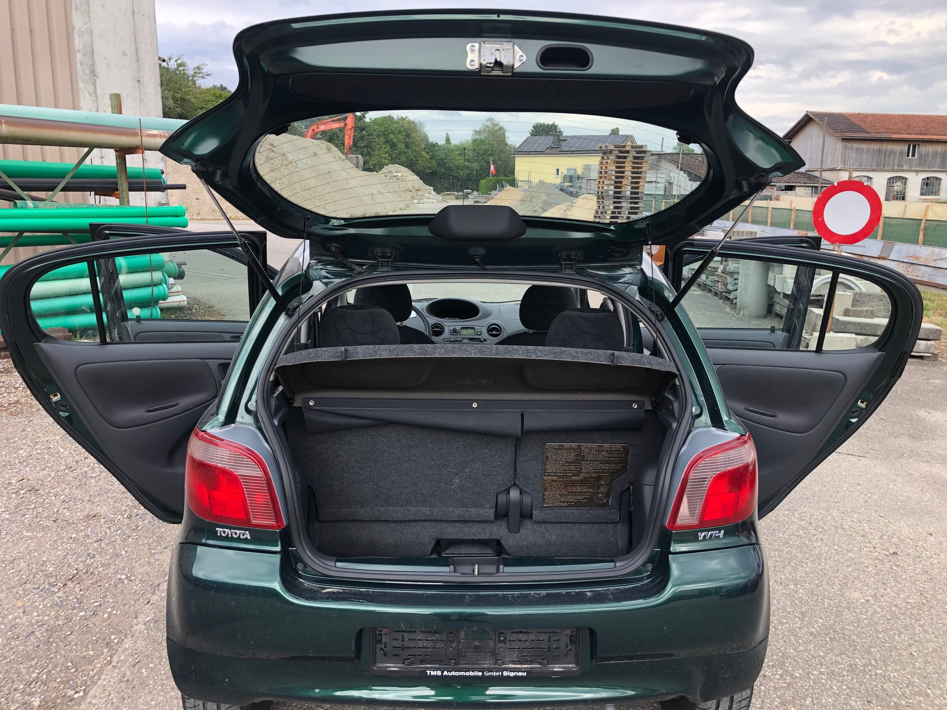 TOYOTA Yaris 1.3 Linea Sol-image-10