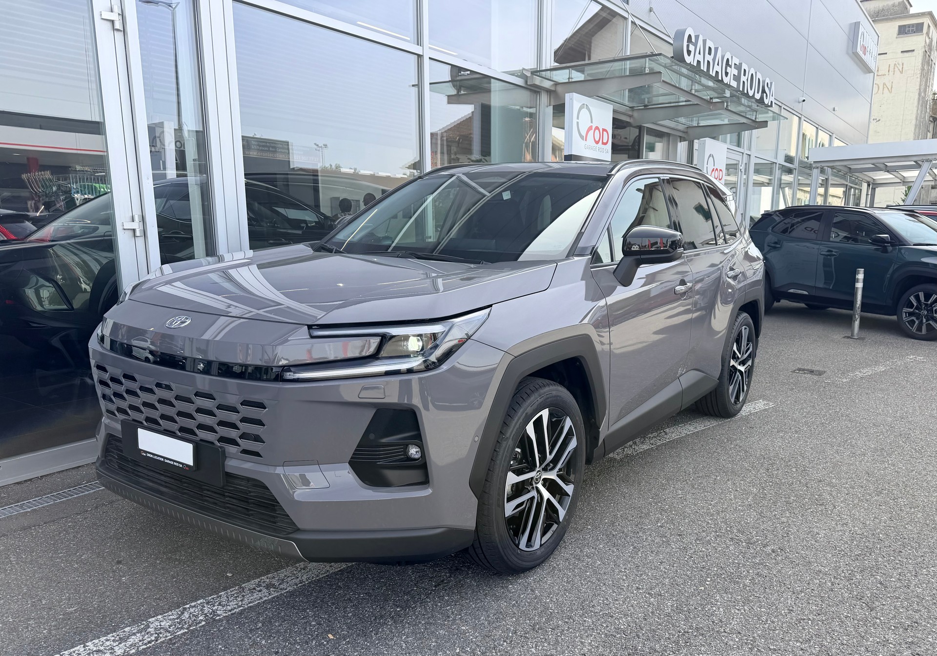 TOYOTA RAV-4 2.5 HSD Premium e-CVT AWD