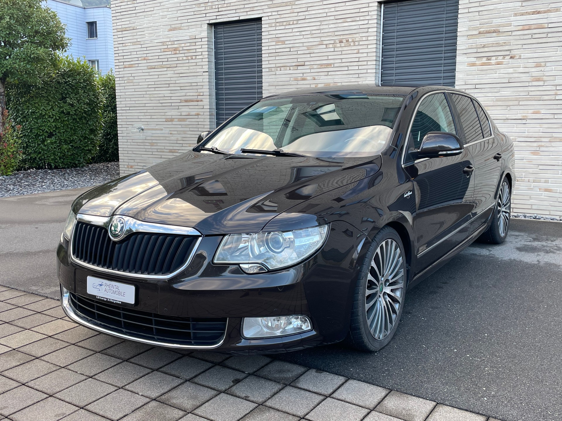 SKODA Superb 2.0 TDi Laurin & Klement