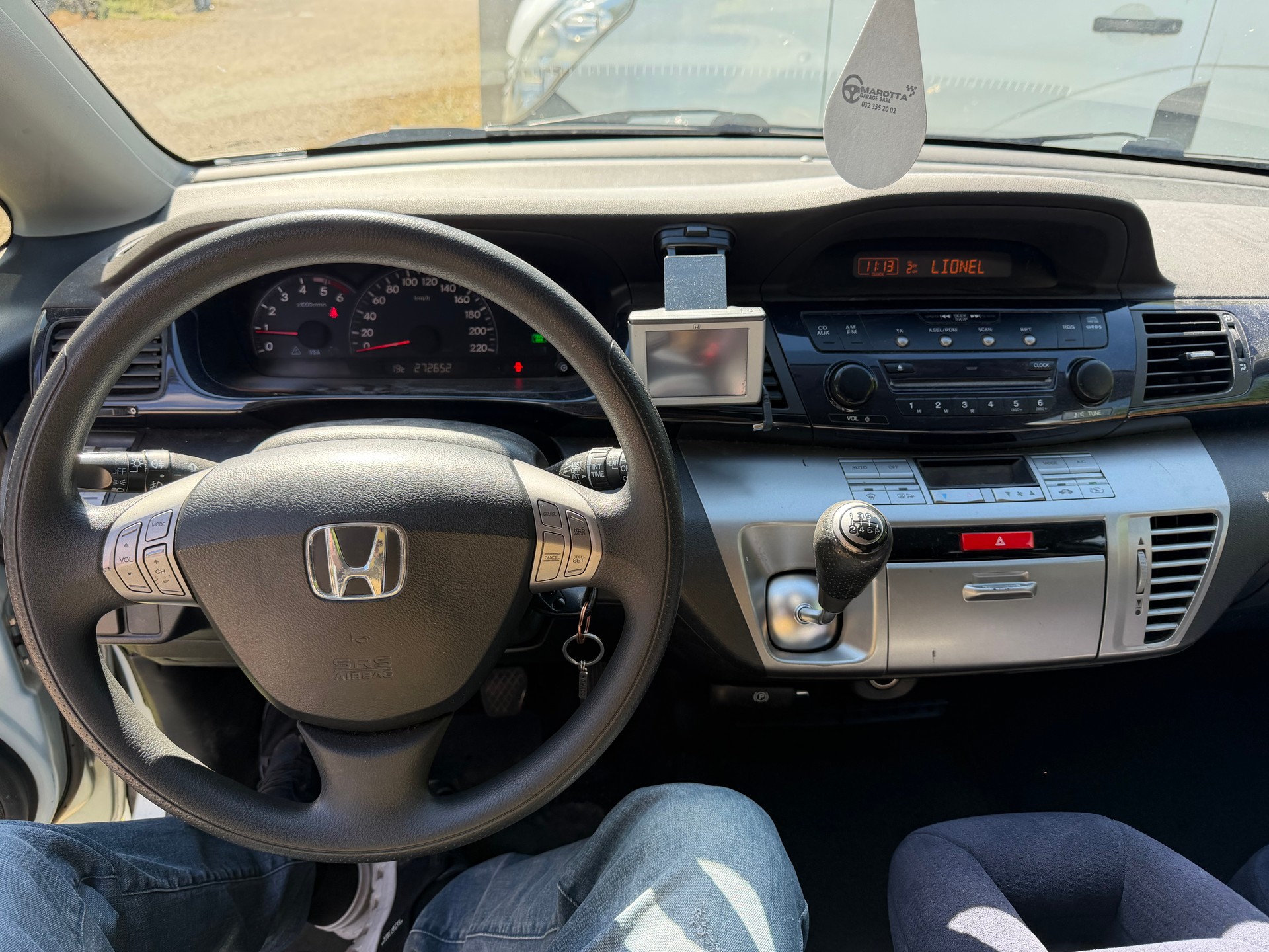 HONDA FR-V 2.2 i-CTDi Comfort-showroom-element-3