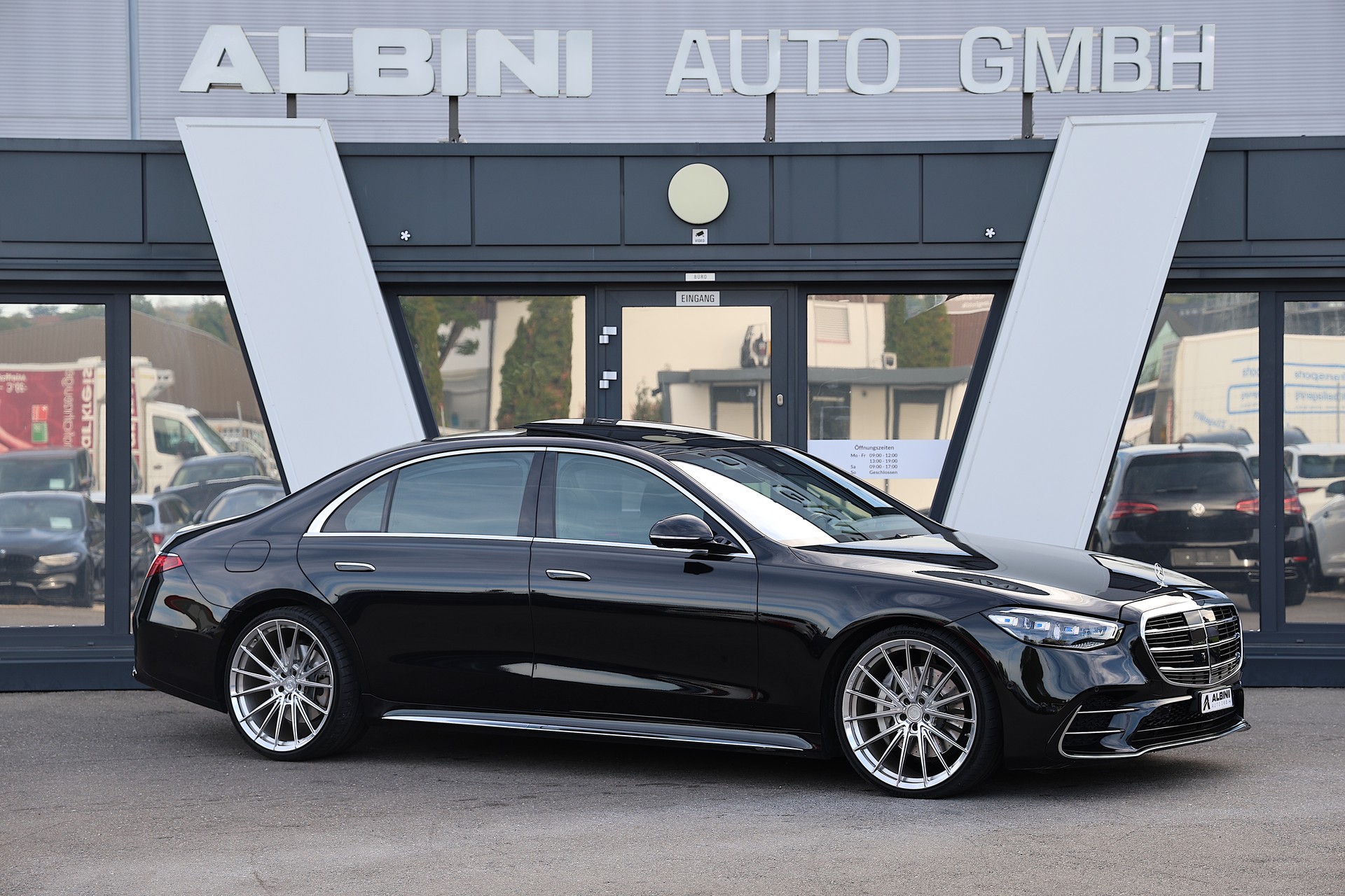 MERCEDES-BENZ S 500 L 4Matic AMG Line 9G-Tronic-showroom-element-1