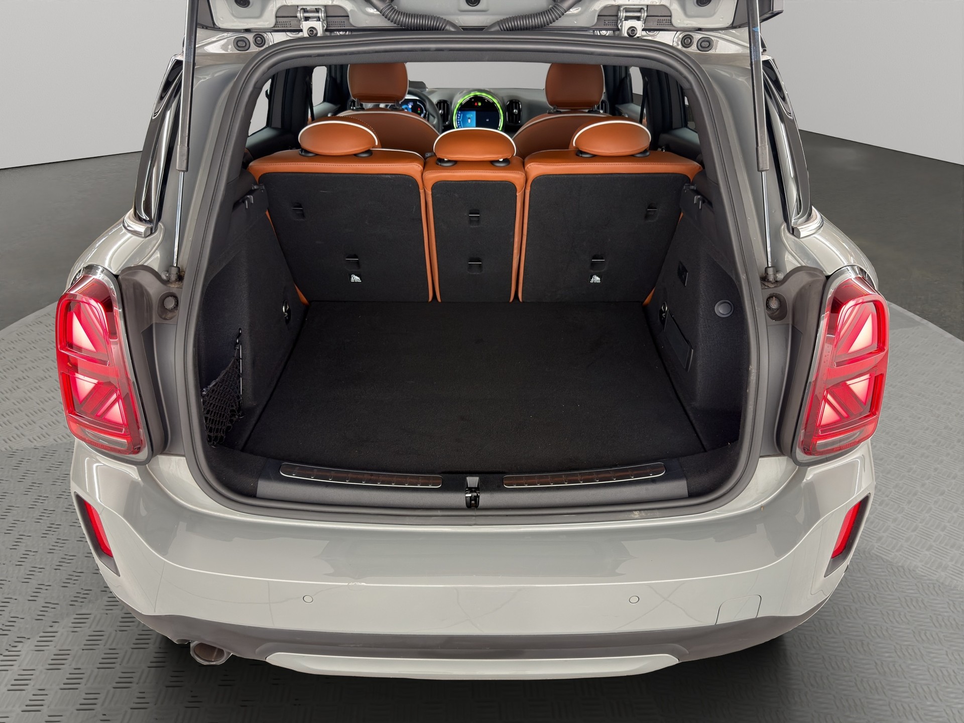 MINI Countryman F60 1.5i Cooper S E ALL4-image-6