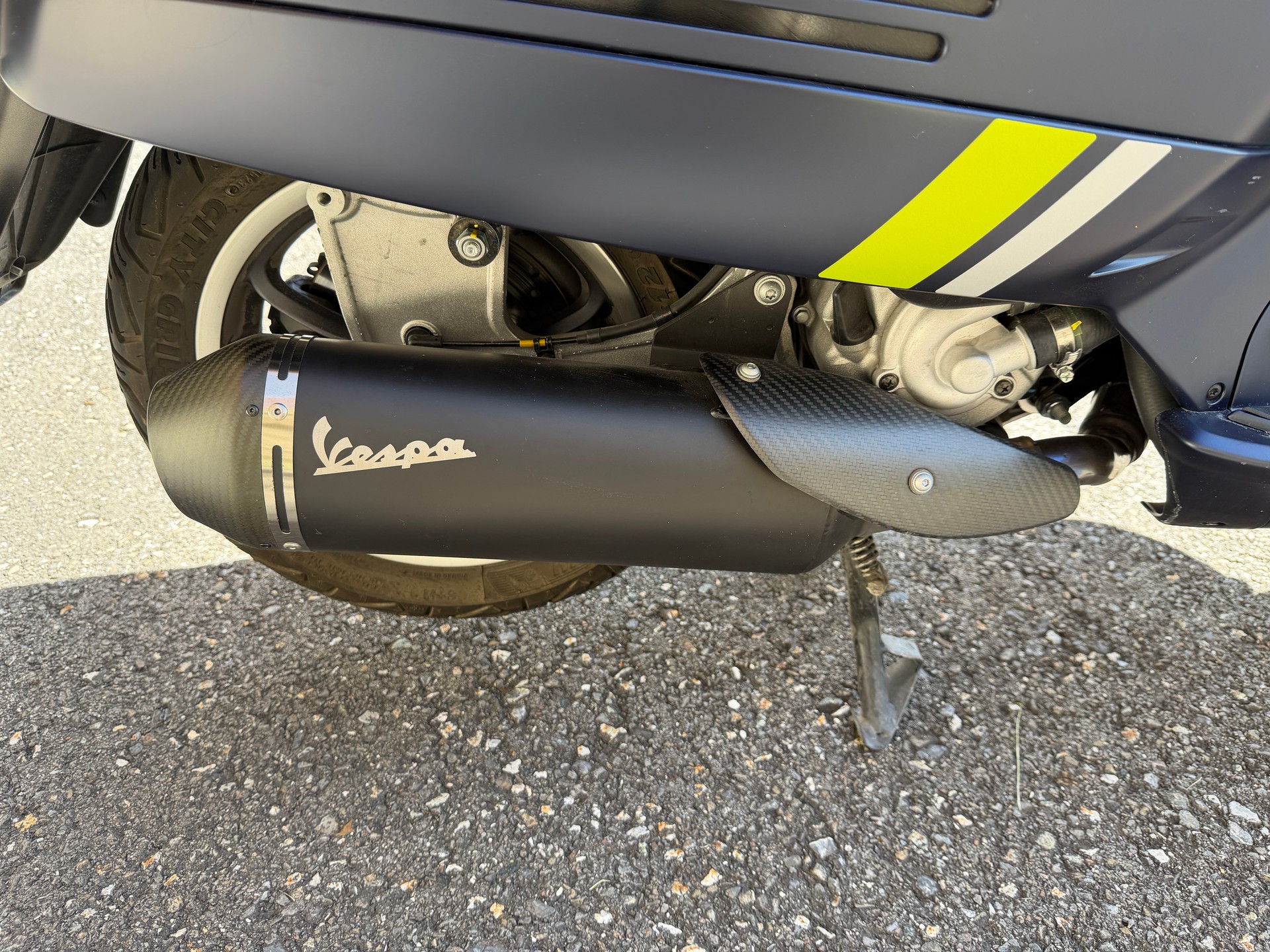 PIAGGIO Vespa GTS 300 Super Tech ABS-image-3