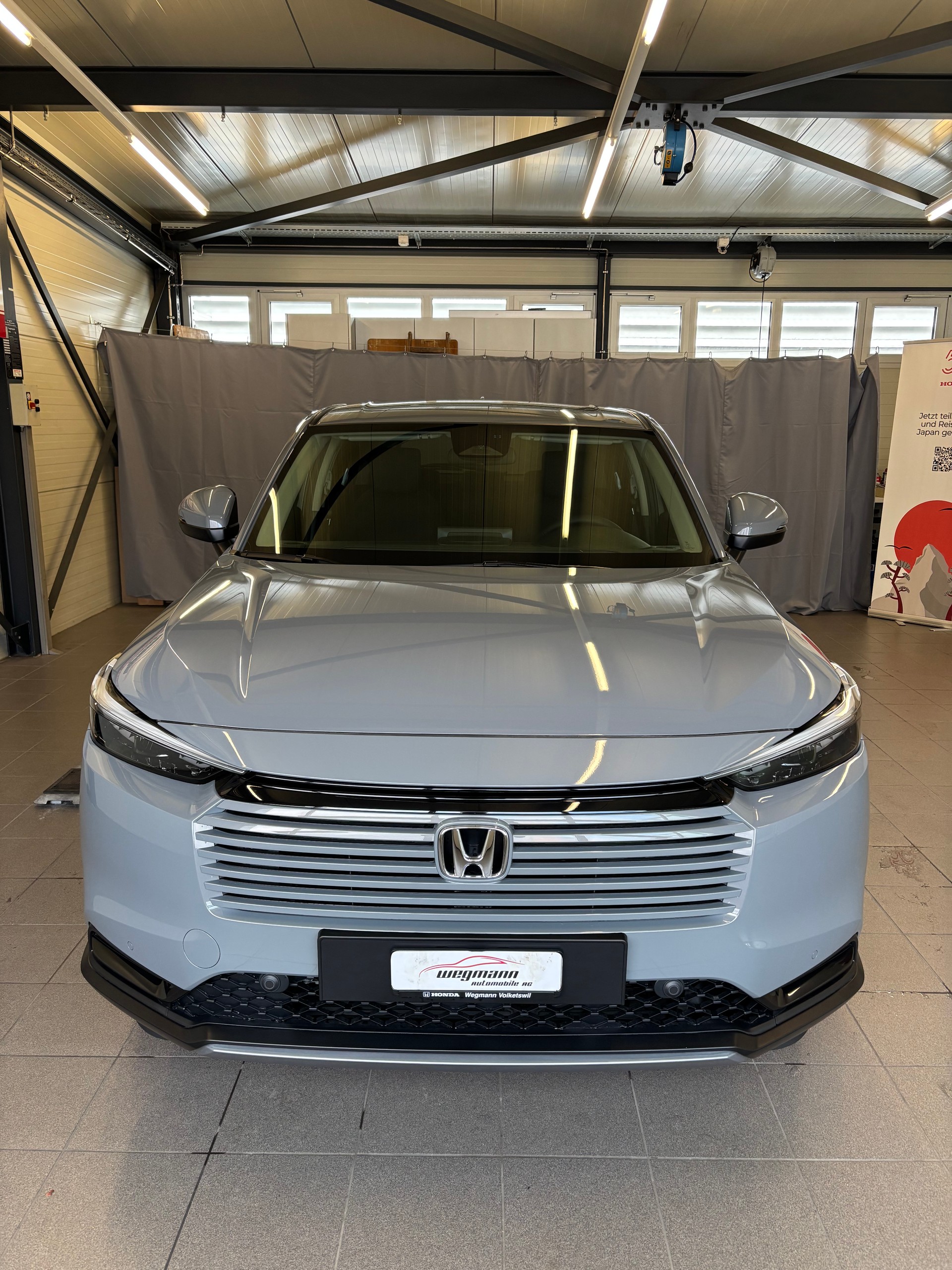 HONDA HR-V 1.5i-MMD Elegance CVT-showroom-element-1