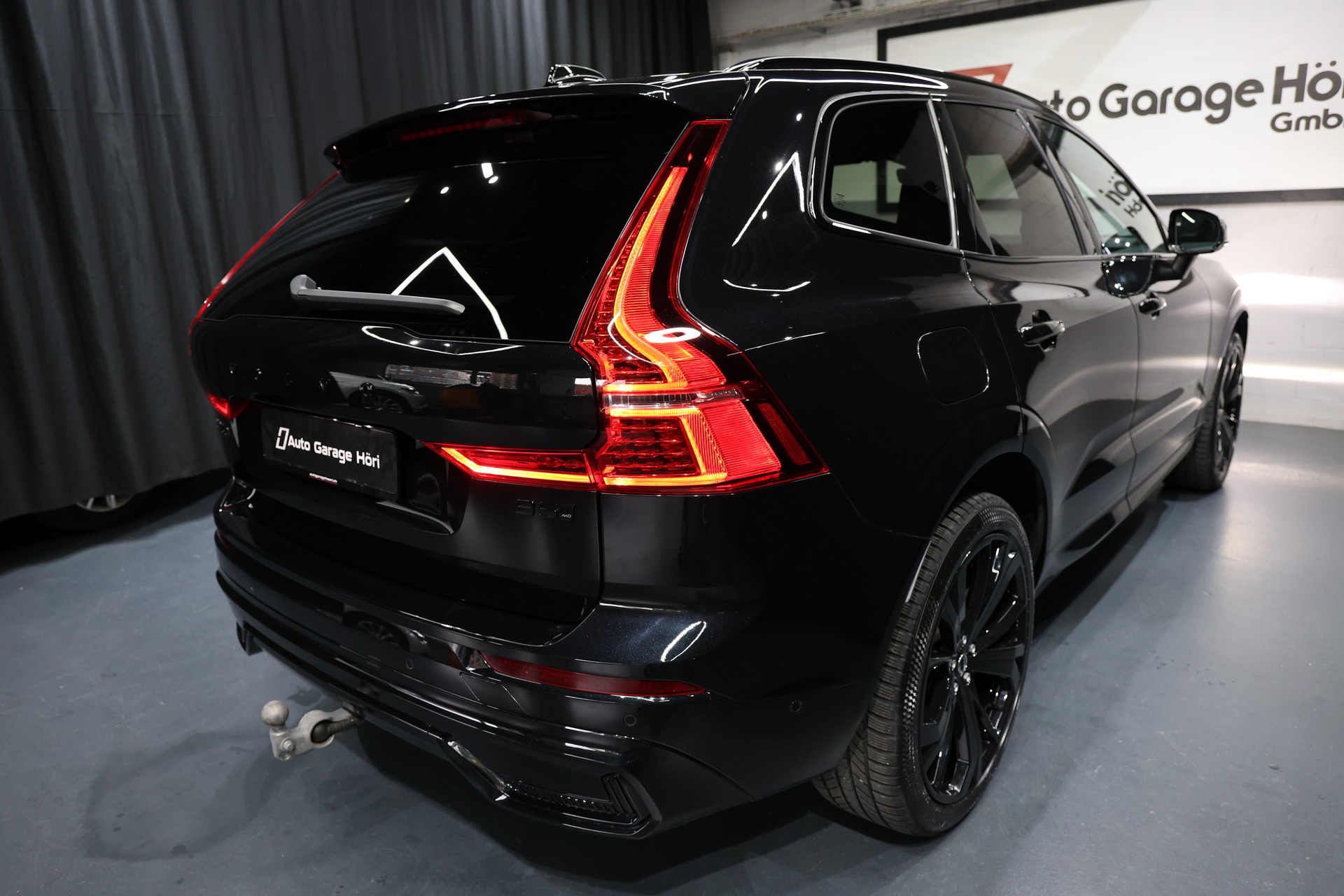 VOLVO XC60 B5 Benzin Mild Hybrid AWD Ultra Dark Geartronic-image-21