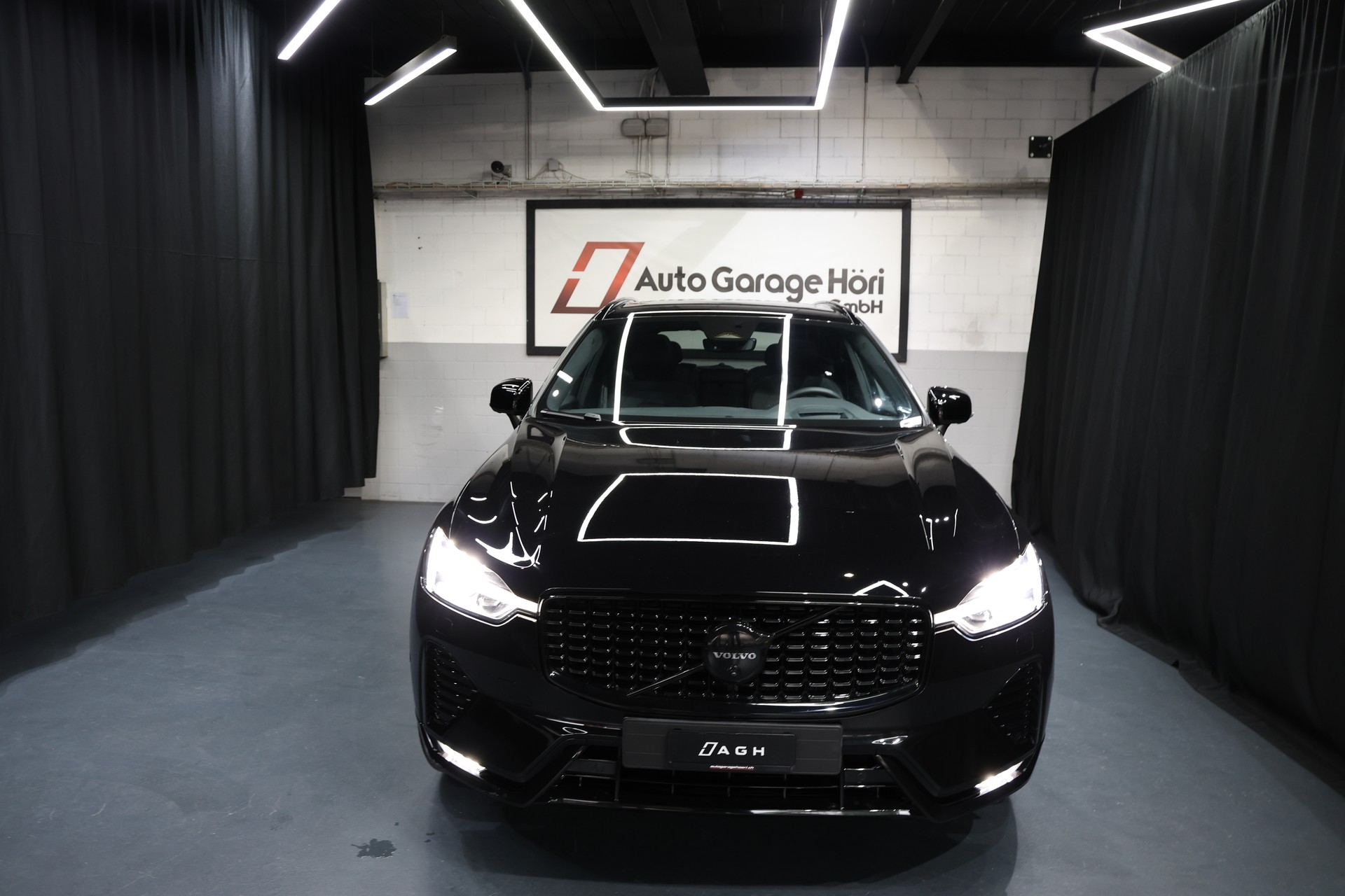 VOLVO XC60 B5 Benzin Mild Hybrid AWD Ultra Dark Geartronic-image-10