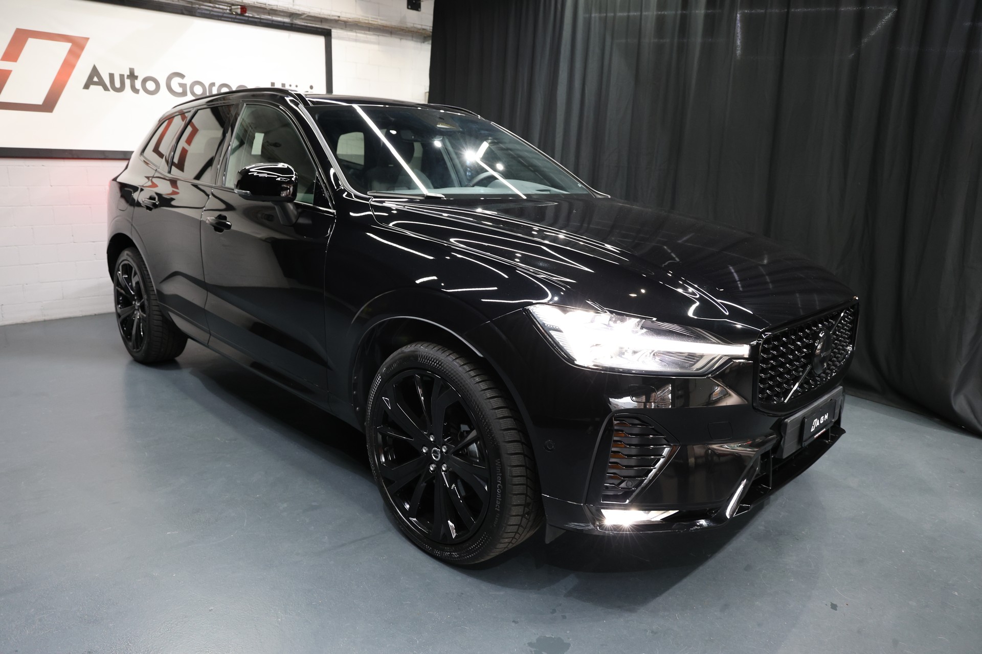 VOLVO XC60 B5 Benzin Mild Hybrid AWD Ultra Dark Geartronic-image-11