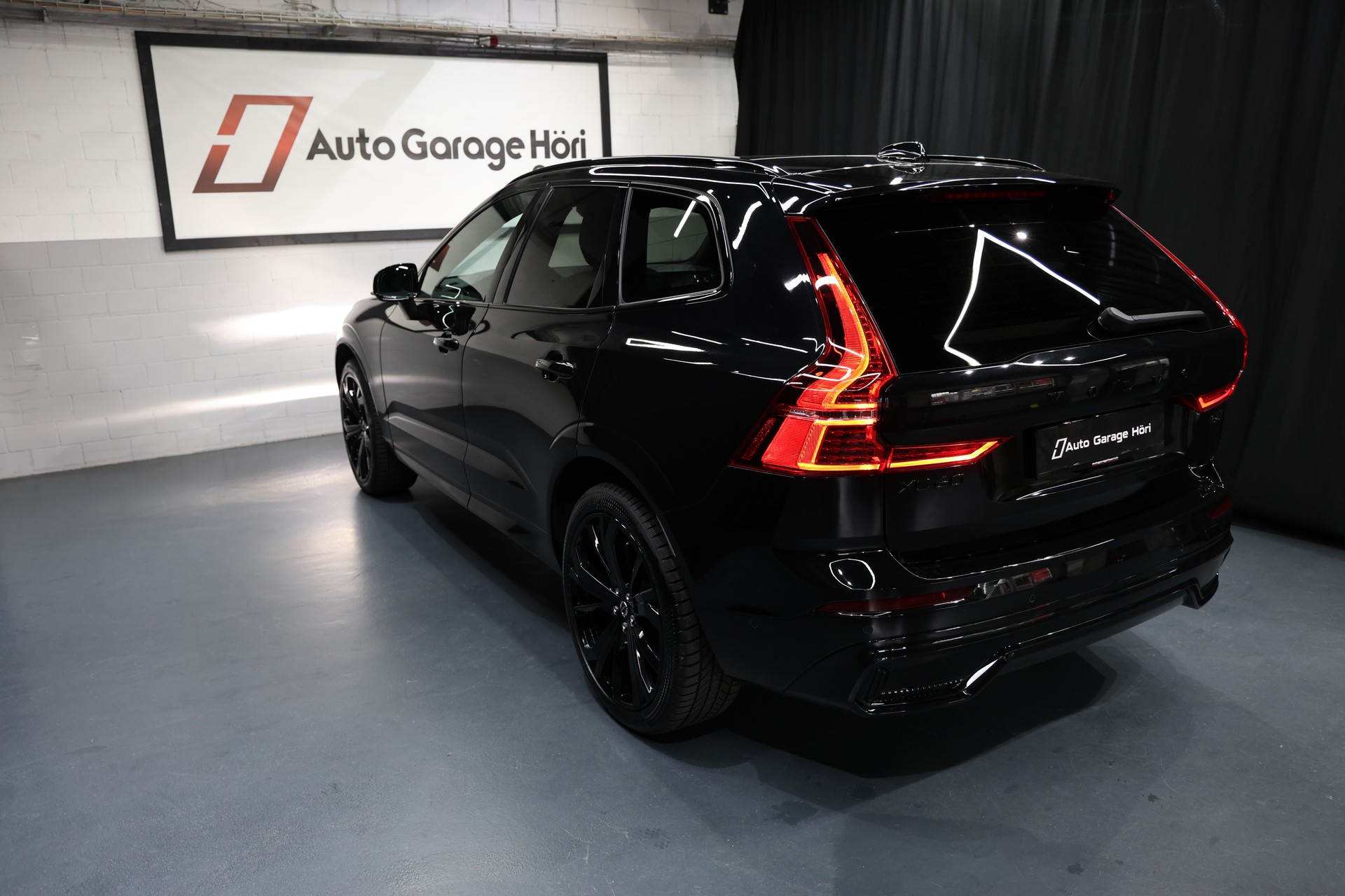 VOLVO XC60 B5 Benzin Mild Hybrid AWD Ultra Dark Geartronic-image-19